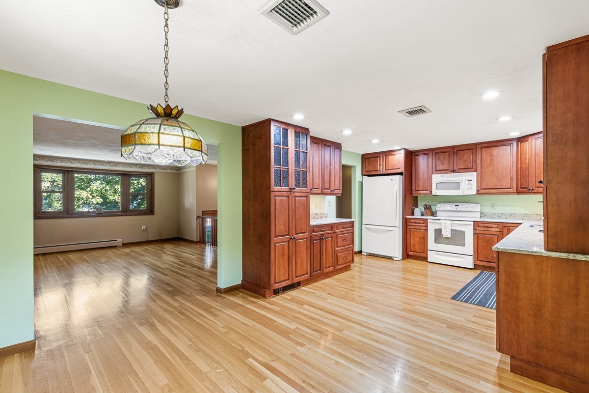 26 Atherton Rd Property Photo 16