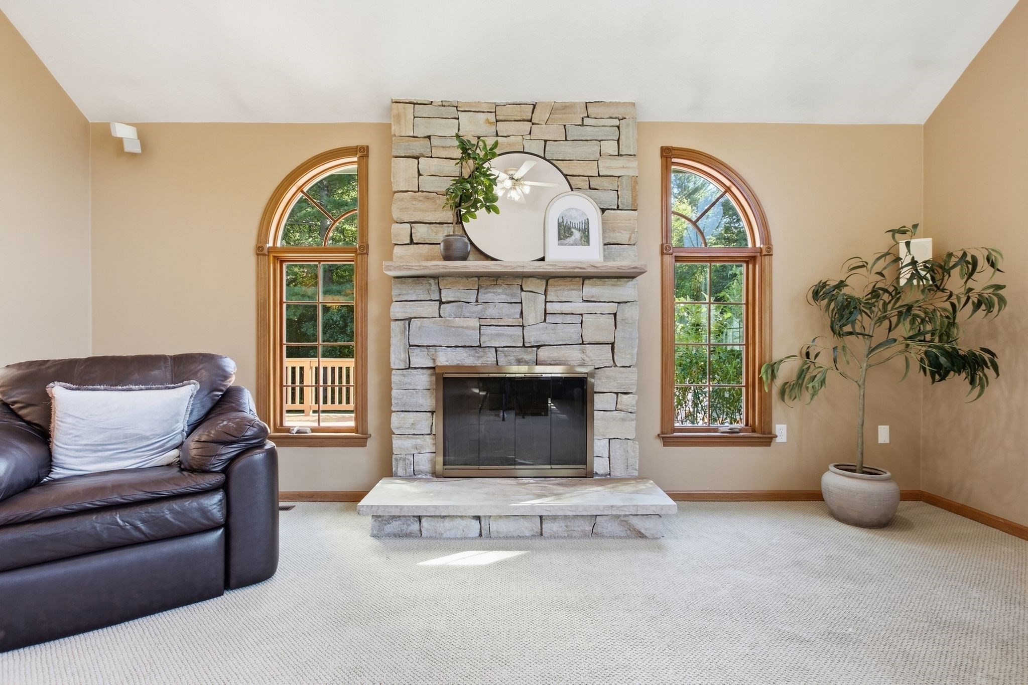18 Liberty Lane Property Photo 8