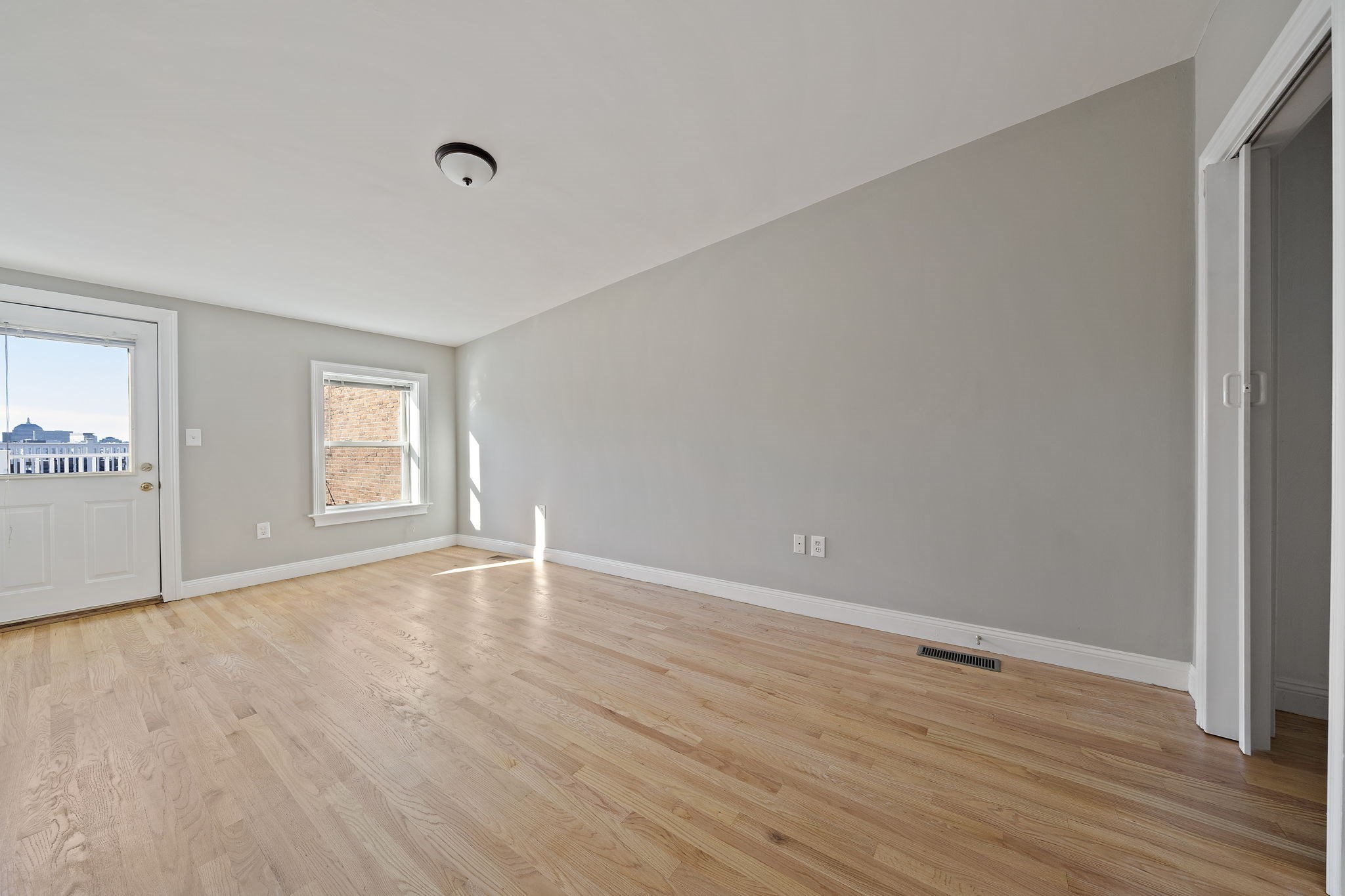 161 Dorchester St # 2 Property Photo 8