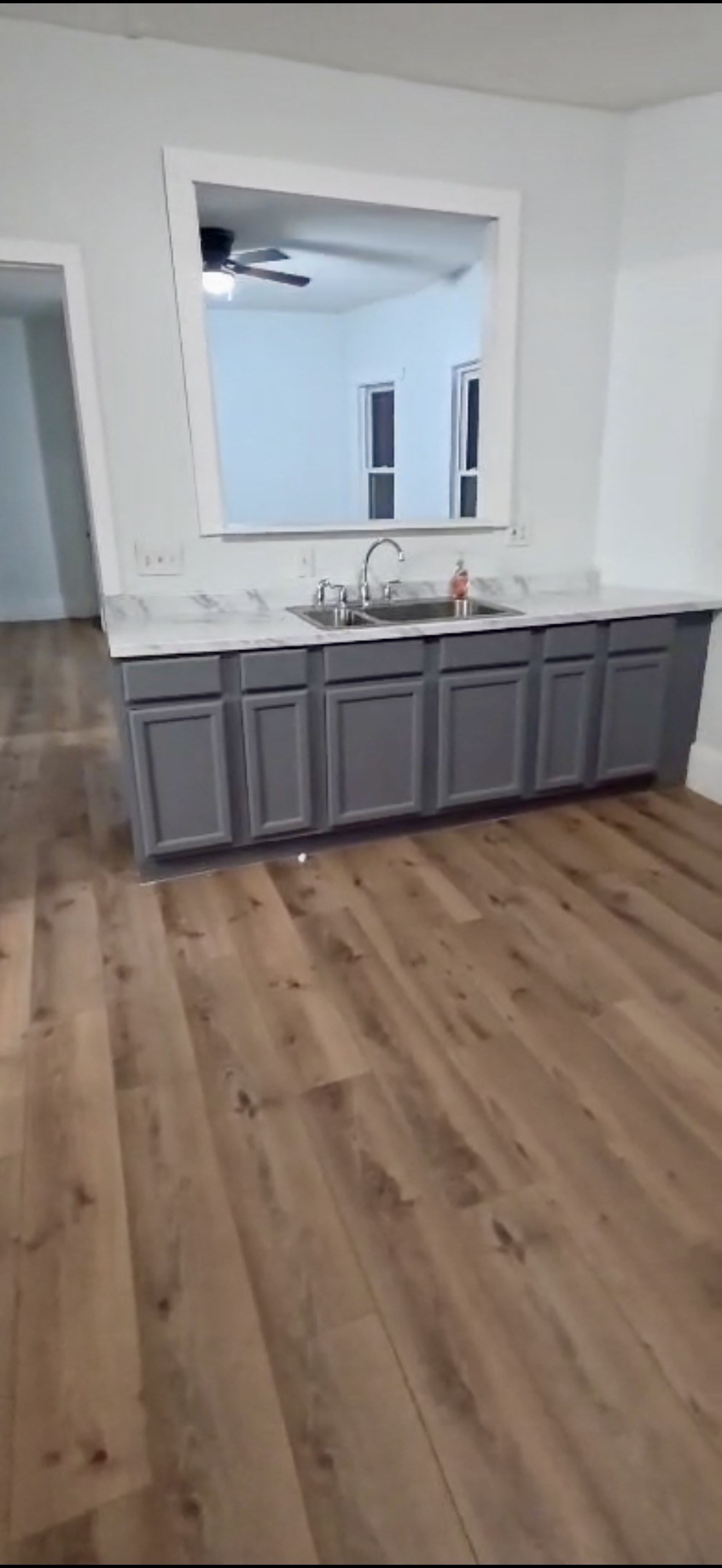 128 Shurtleff St Property Photo 3
