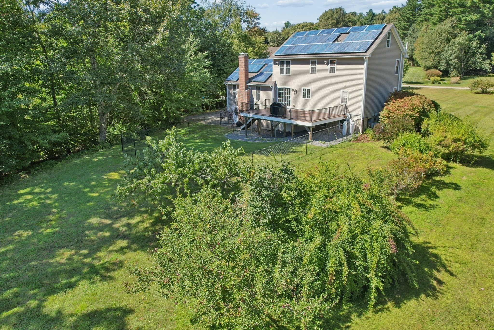 9 Cameron Dr Property Photo 2