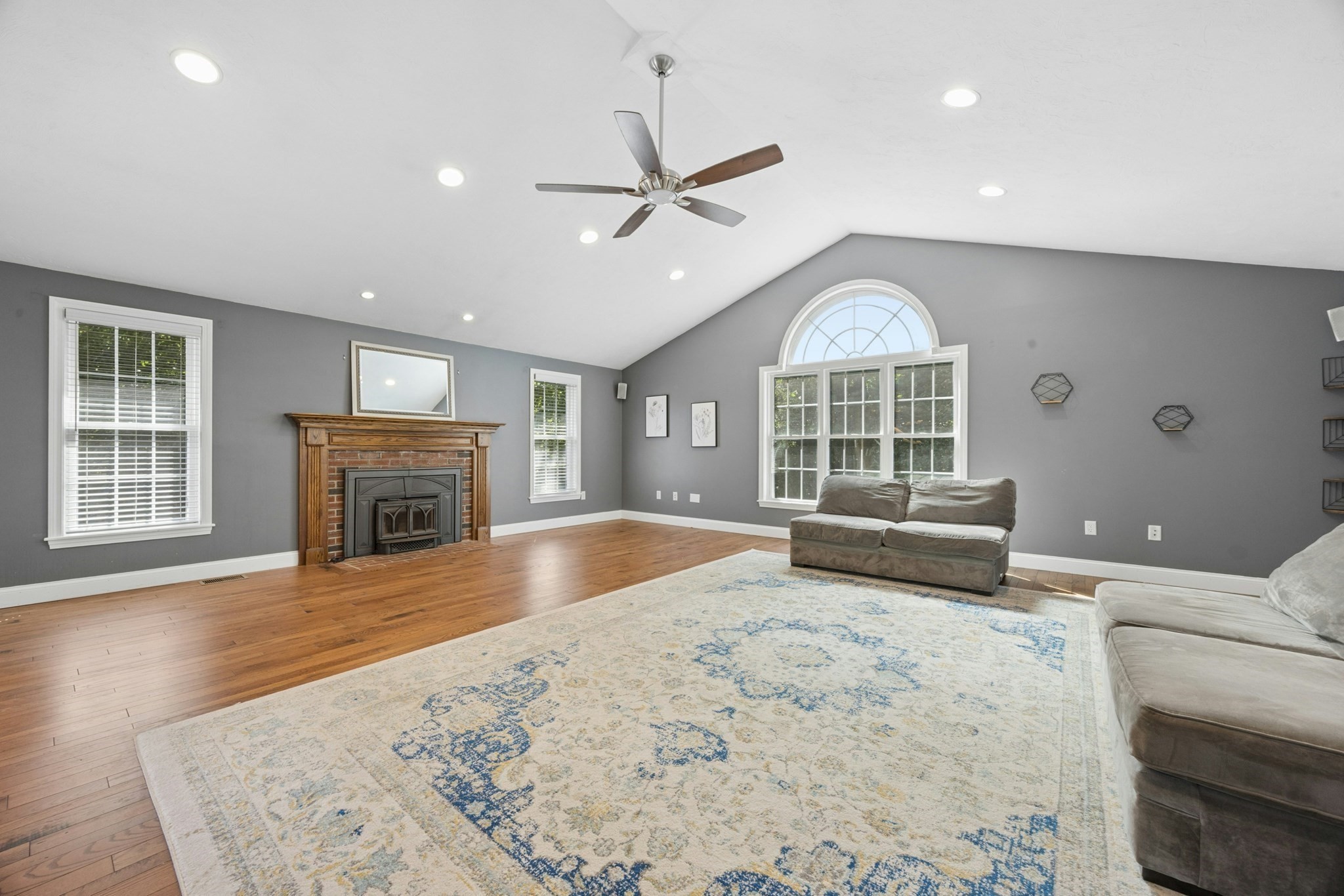 9 Cameron Dr Property Photo 12