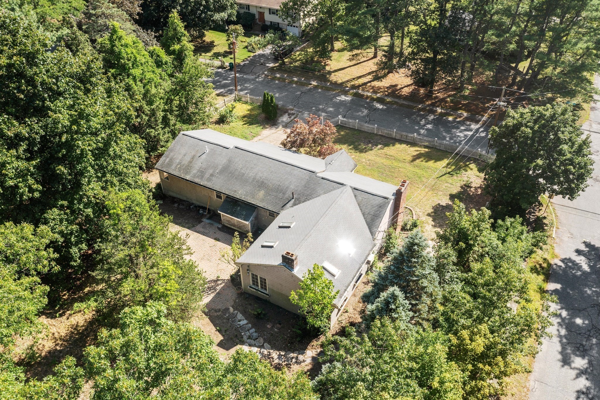 30 Shagbark Rd Property Photo 2