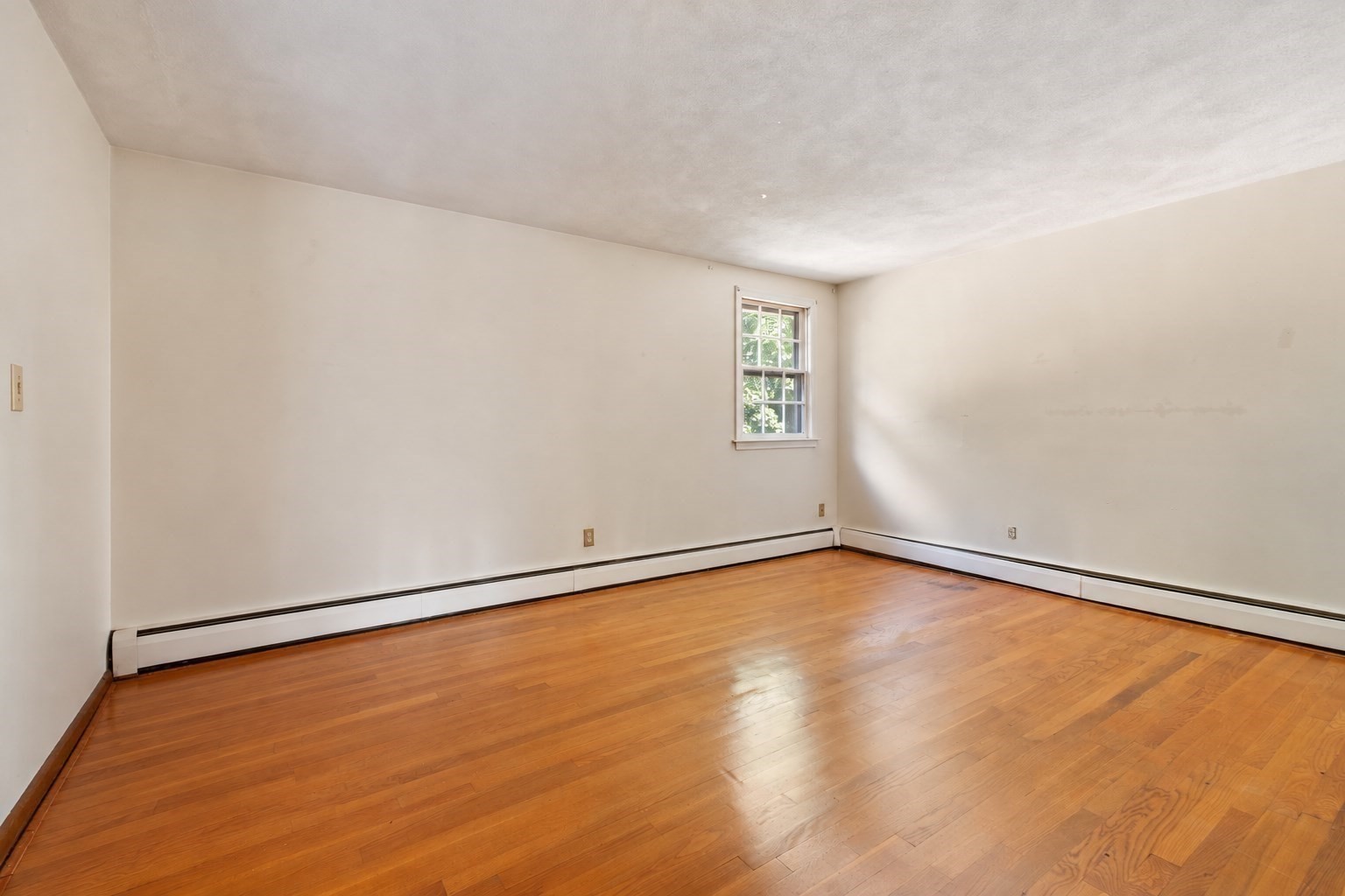 30 Shagbark Rd Property Photo 18