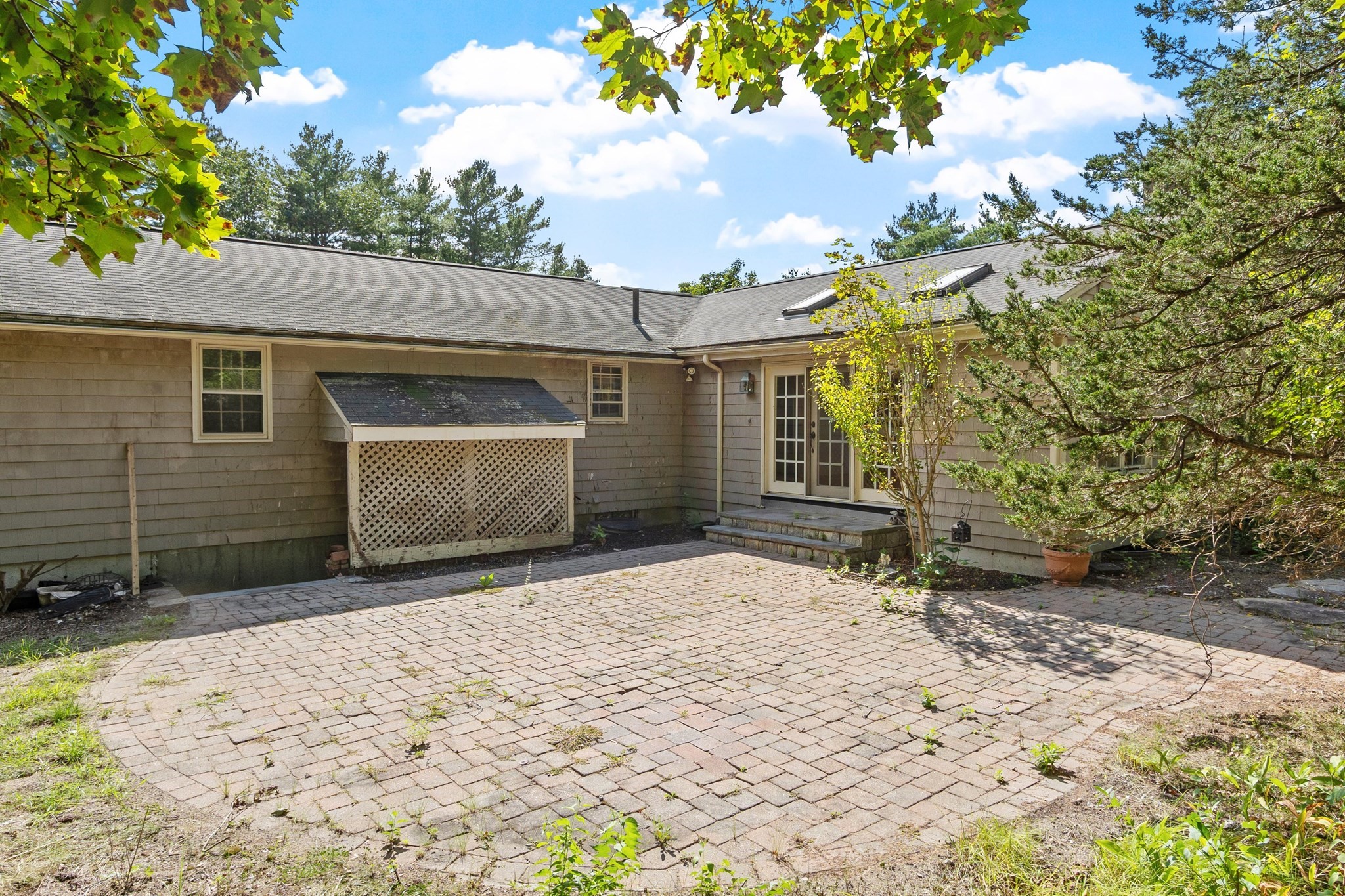 30 Shagbark Rd Property Photo 38