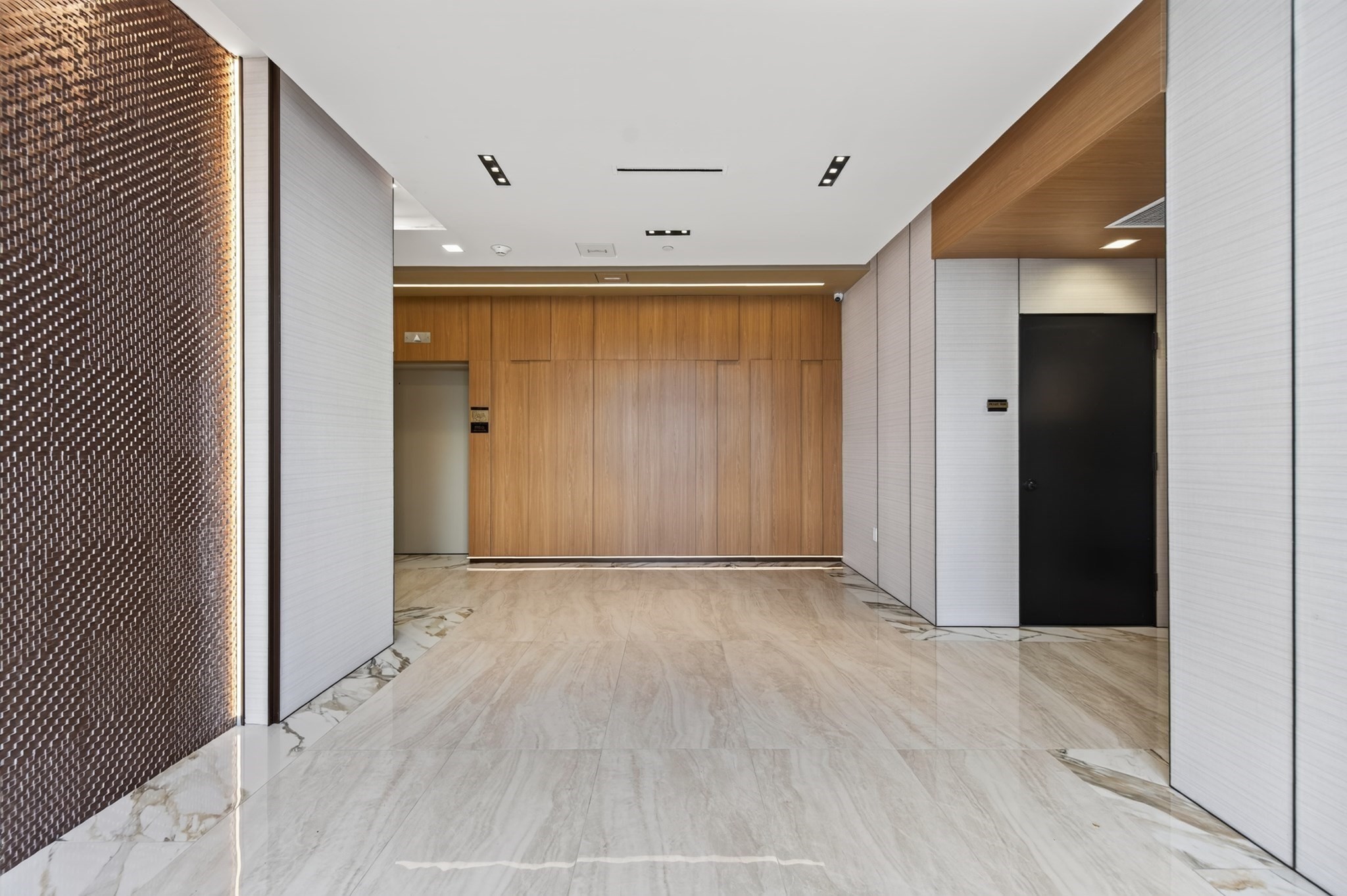 40 William Kelly Sq # 403 Property Photo 18