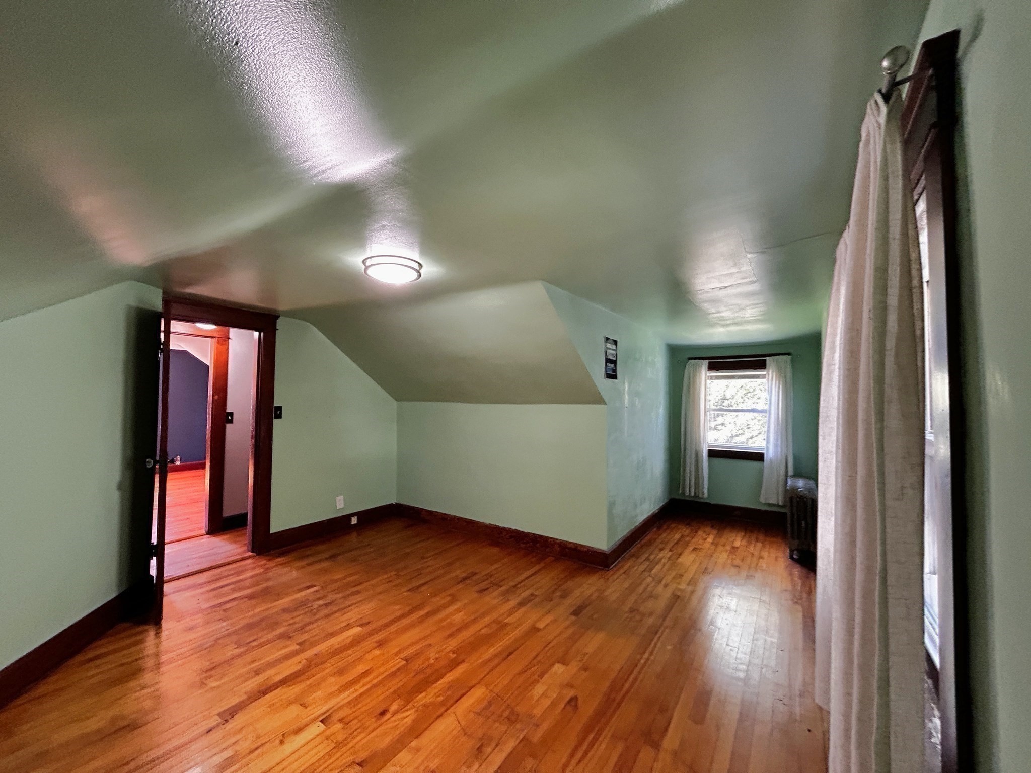 101 Main St Property Photo 11