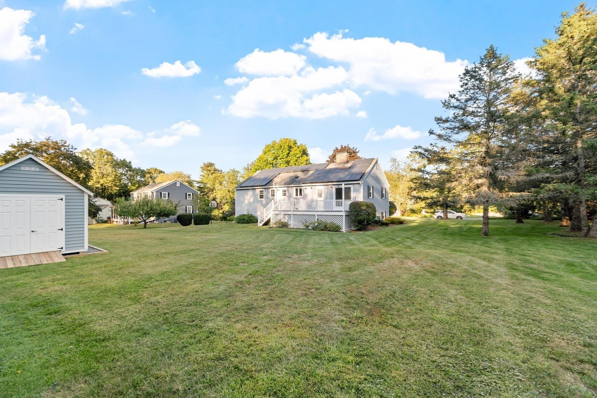 2 Dorset Circle Property Photo 8
