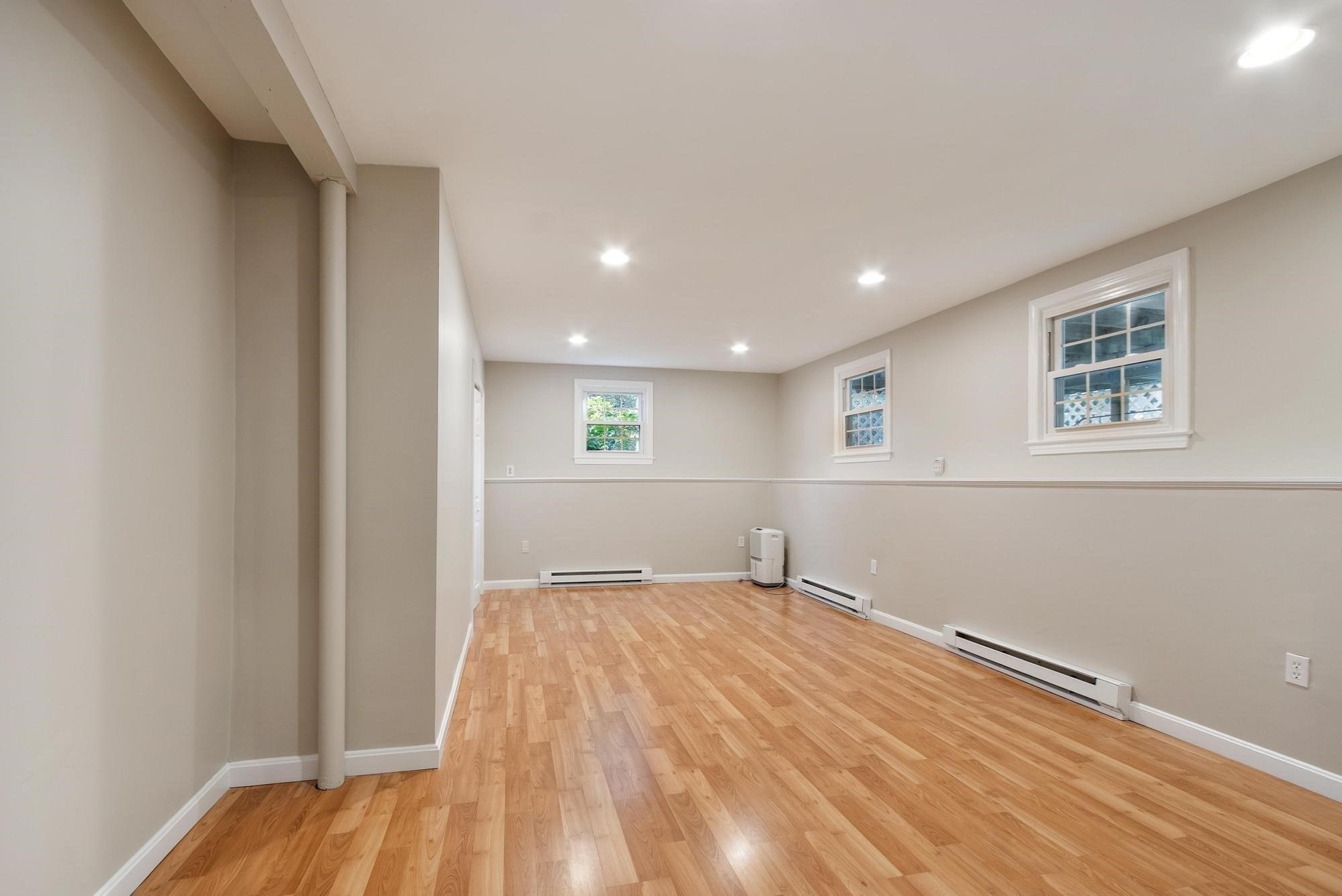 2 Dorset Circle Property Photo 28