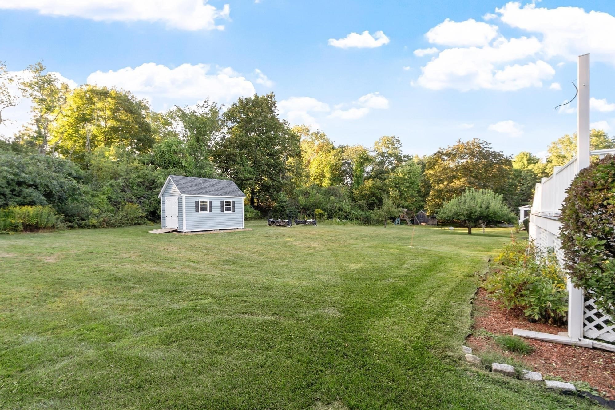 2 Dorset Circle Property Photo 38