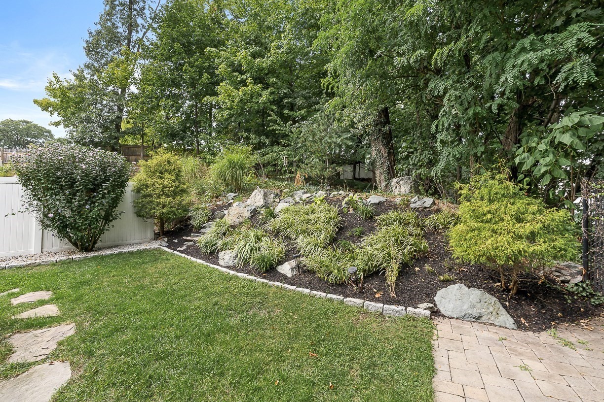20 Smith Lane Property Photo 37
