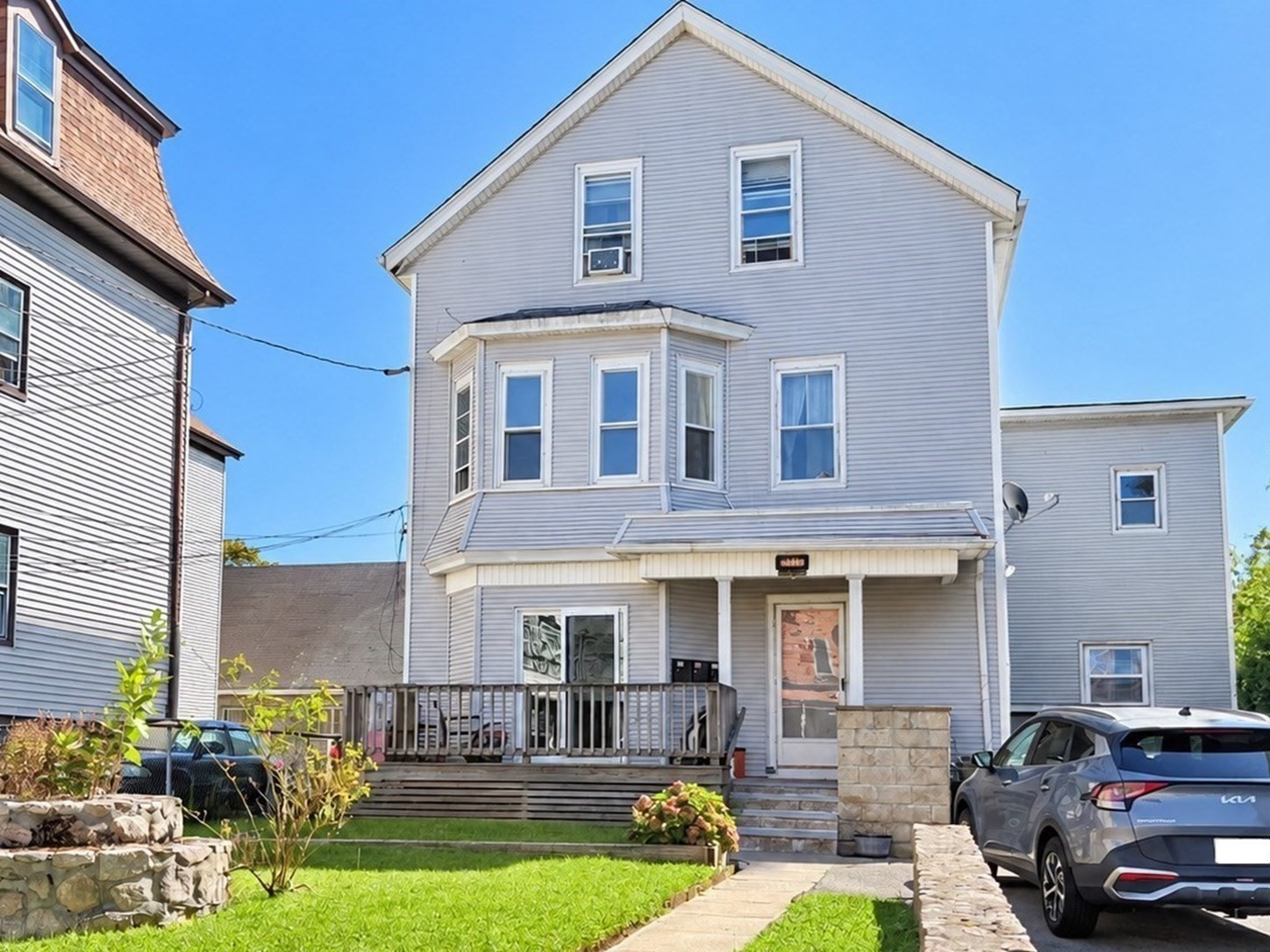 456 Coggeshall St # 2 Property Photo 1