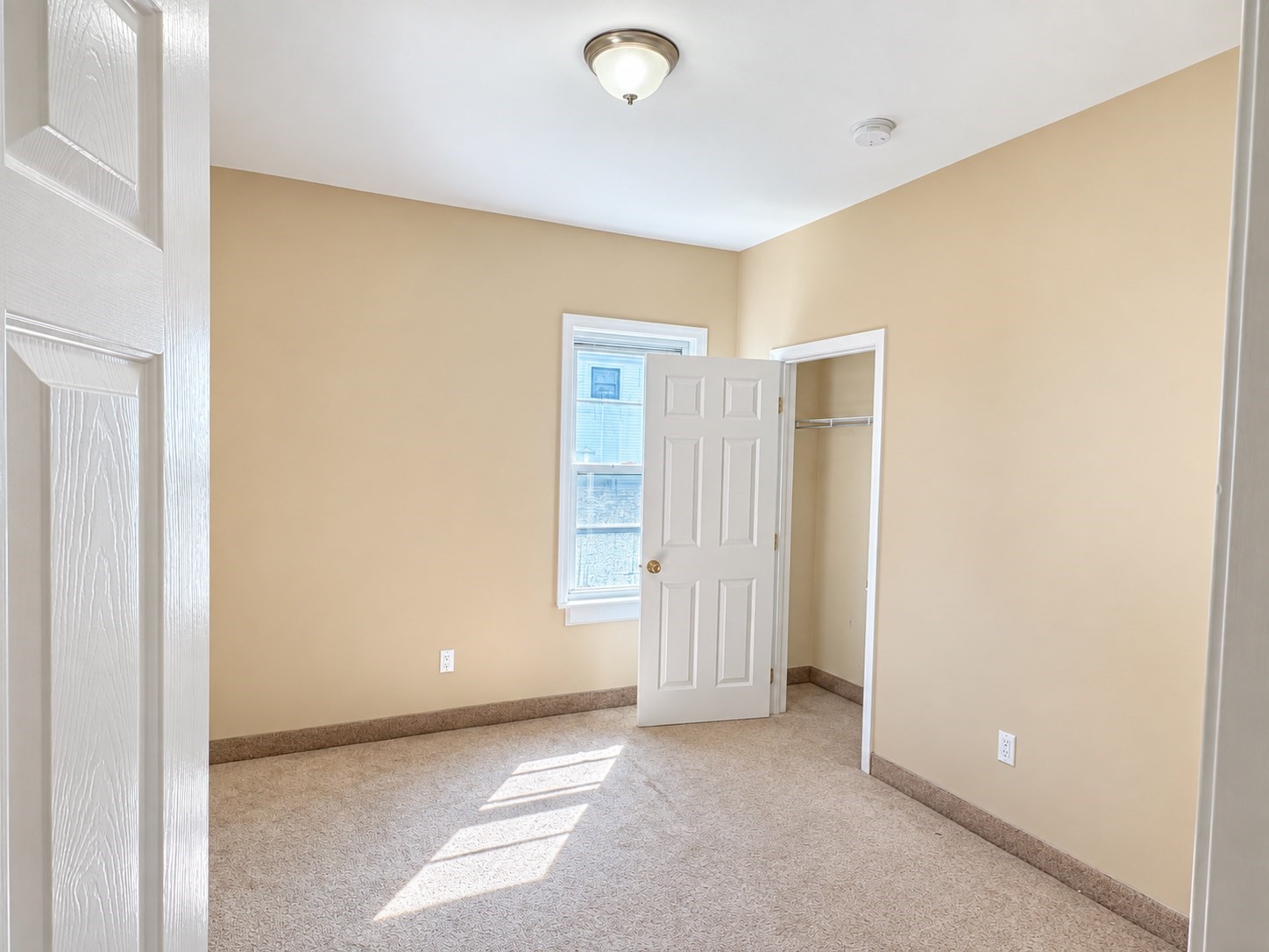 456 Coggeshall St # 2 Property Photo 5