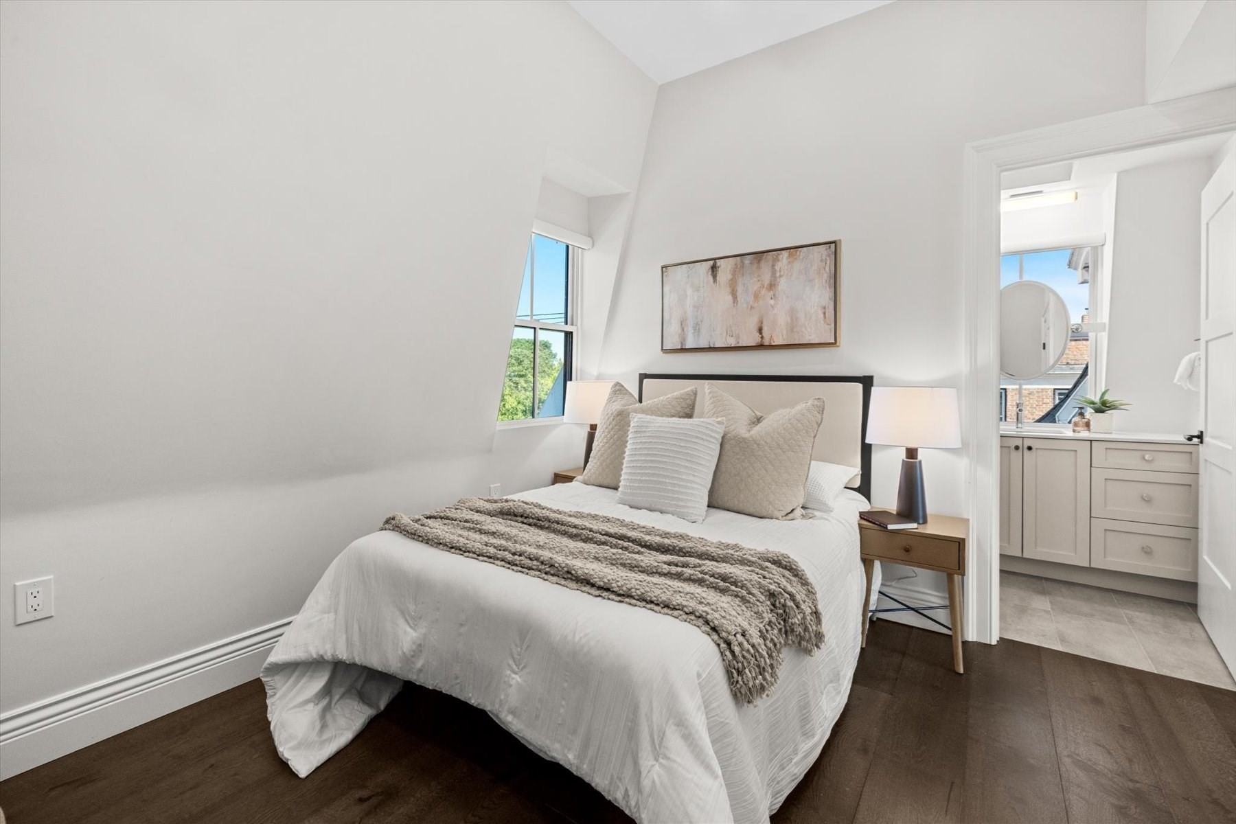 160 Norfolk Street # 1 Property Photo 13