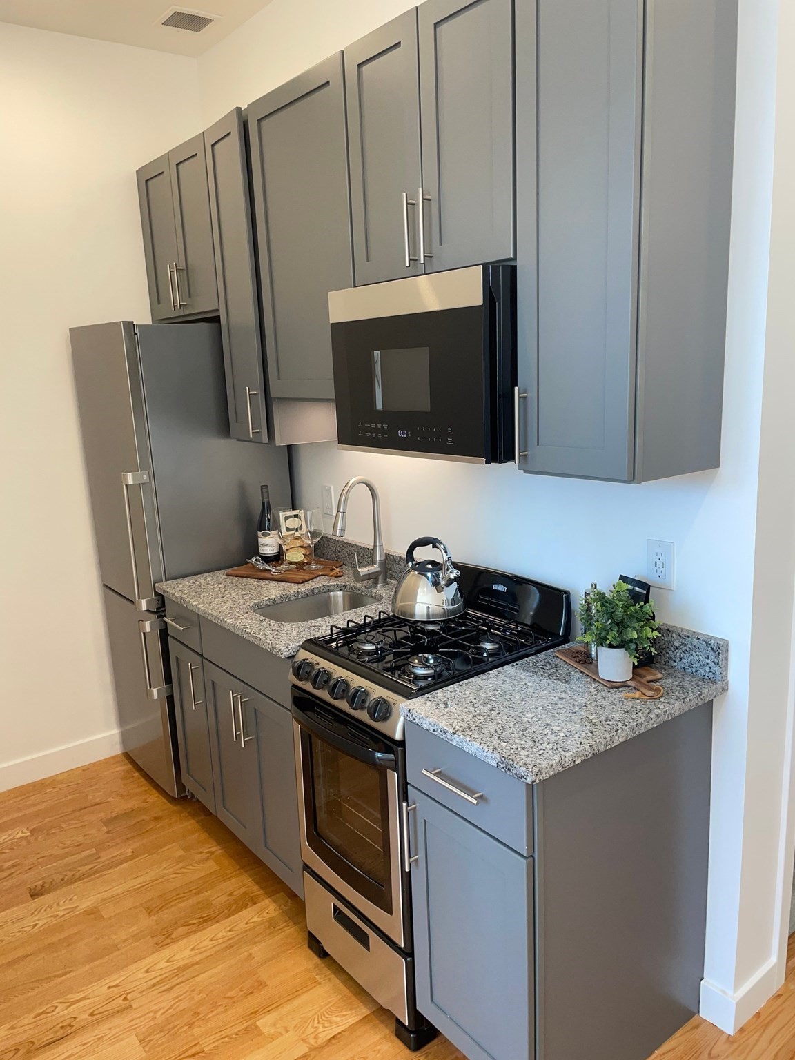 64 Market St # 5 Property Photo 1