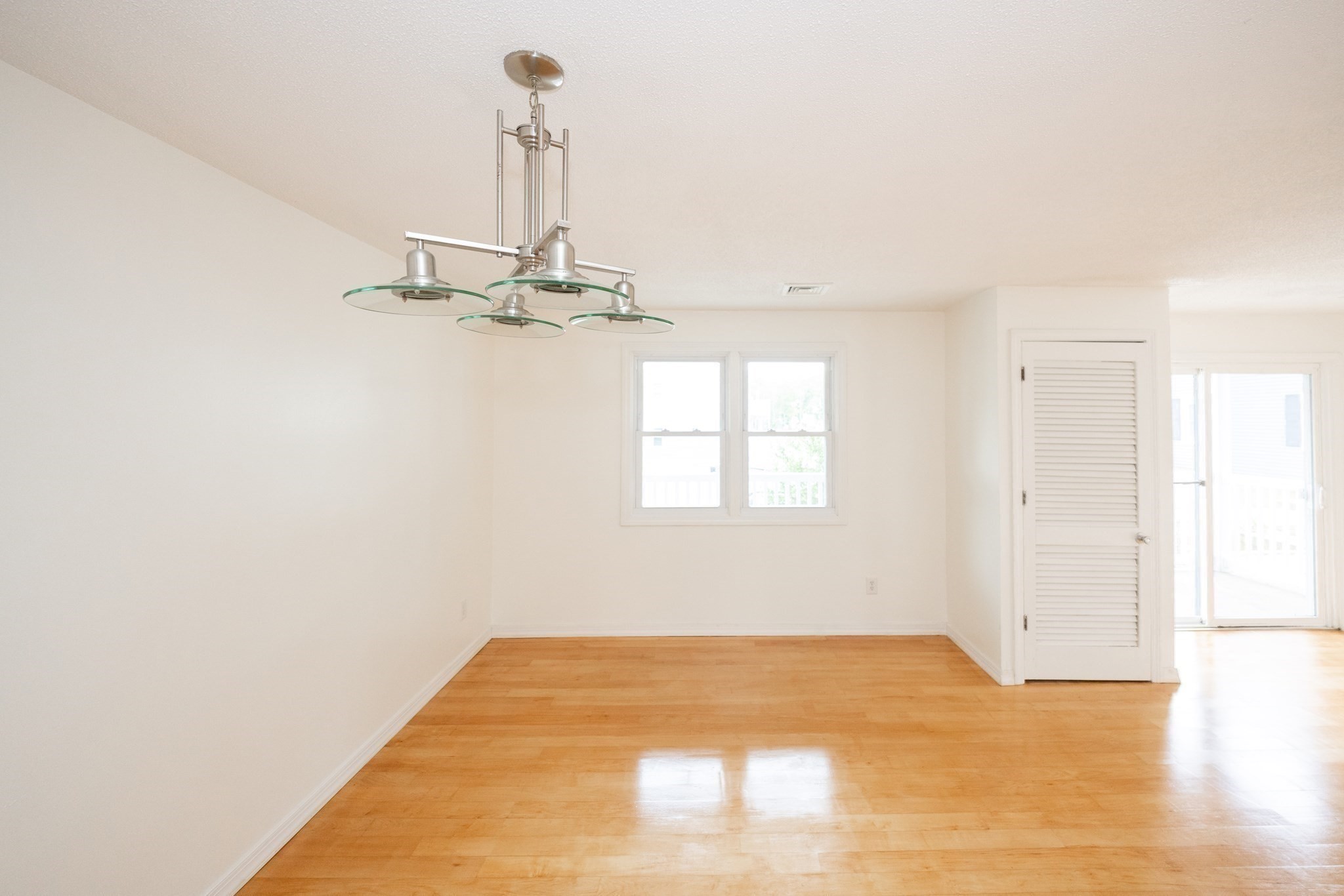 450 Somerset Ave # 5 Property Photo 13
