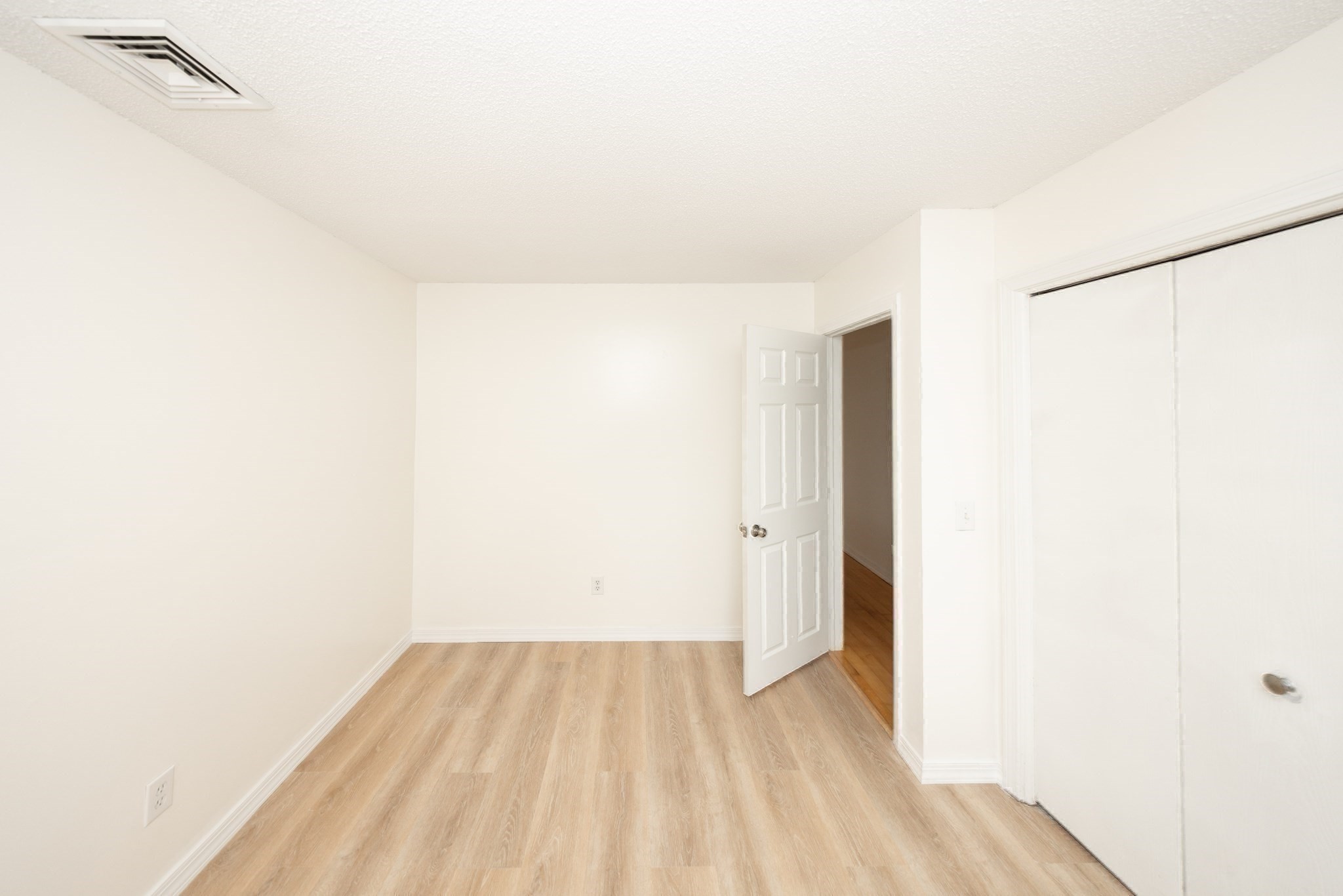 450 Somerset Ave # 5 Property Photo 26