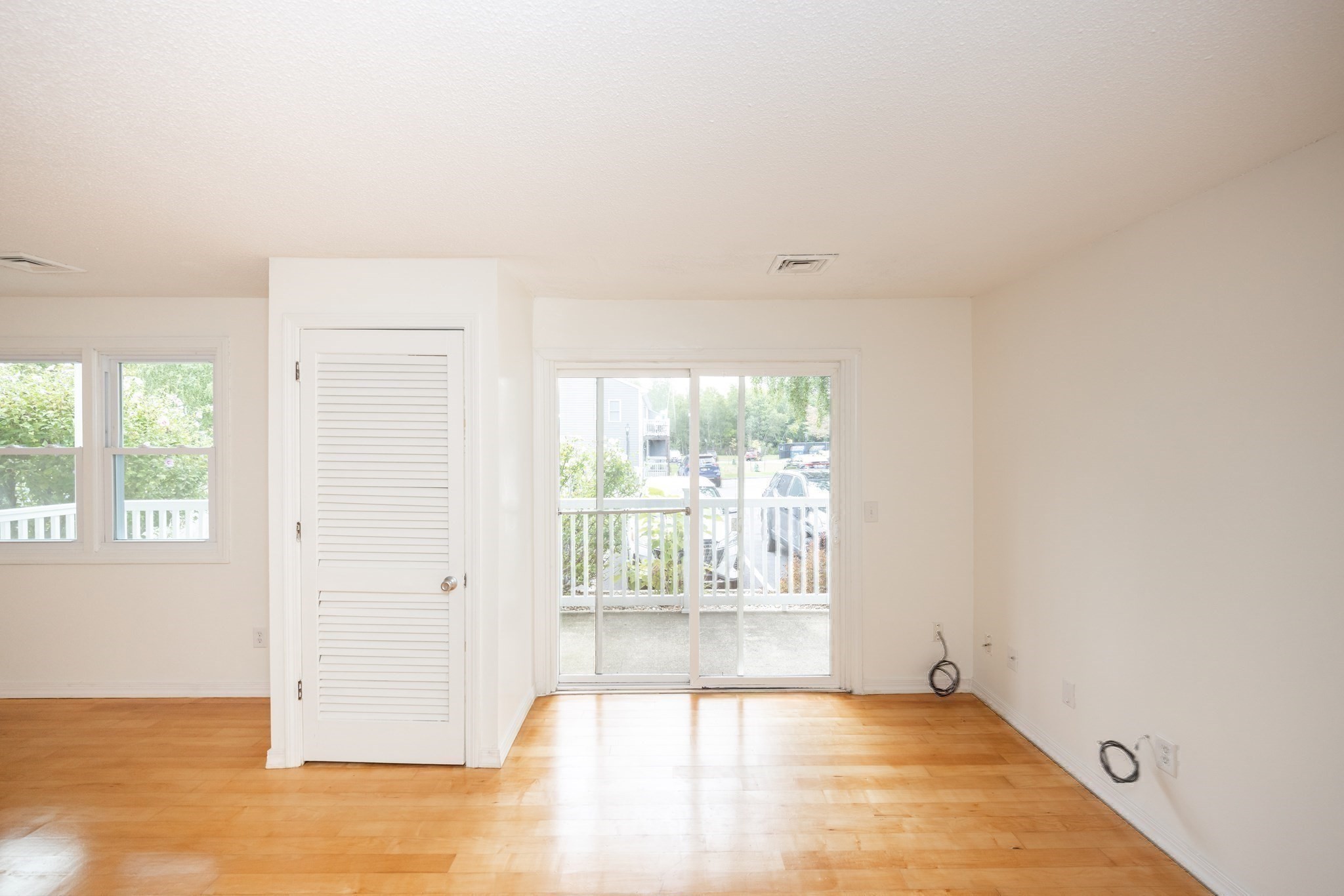 450 Somerset Ave # 5 Property Photo 29