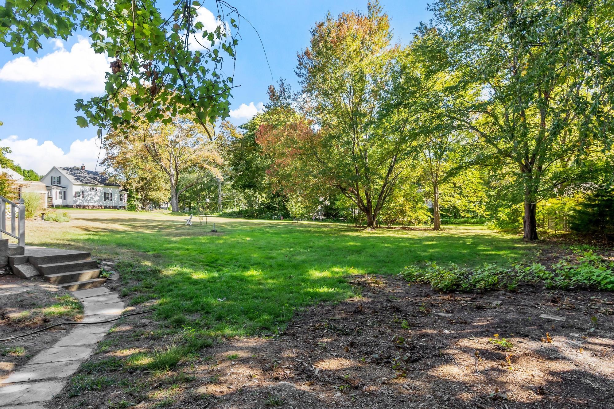 15 Arcadia St Property Photo 2
