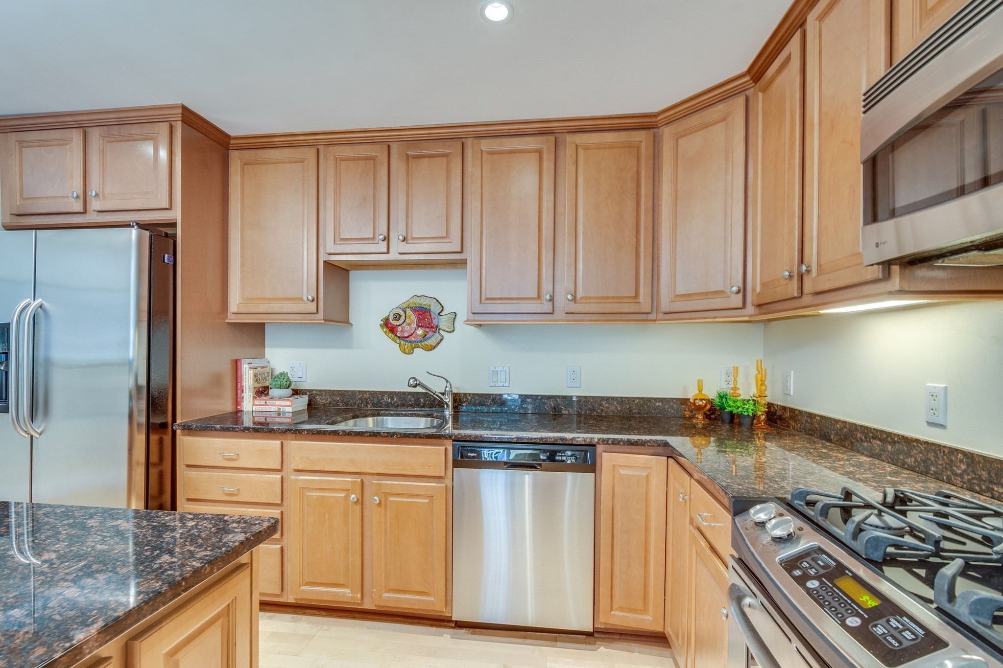 95 Conant Street # 302 Property Photo 8