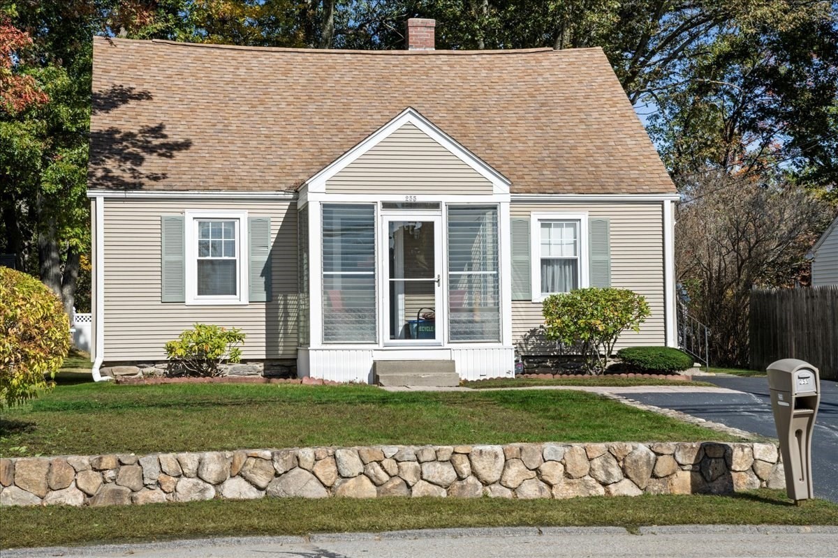 255 S Quinsigamond Ave Property Photo 1