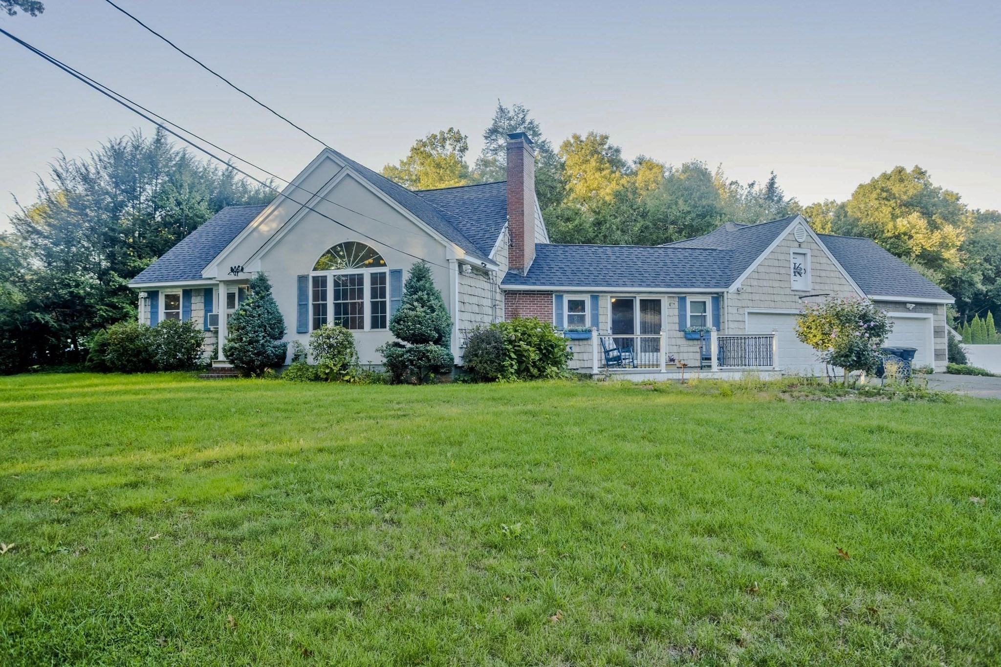 42 Glenn Dr Property Photo 1