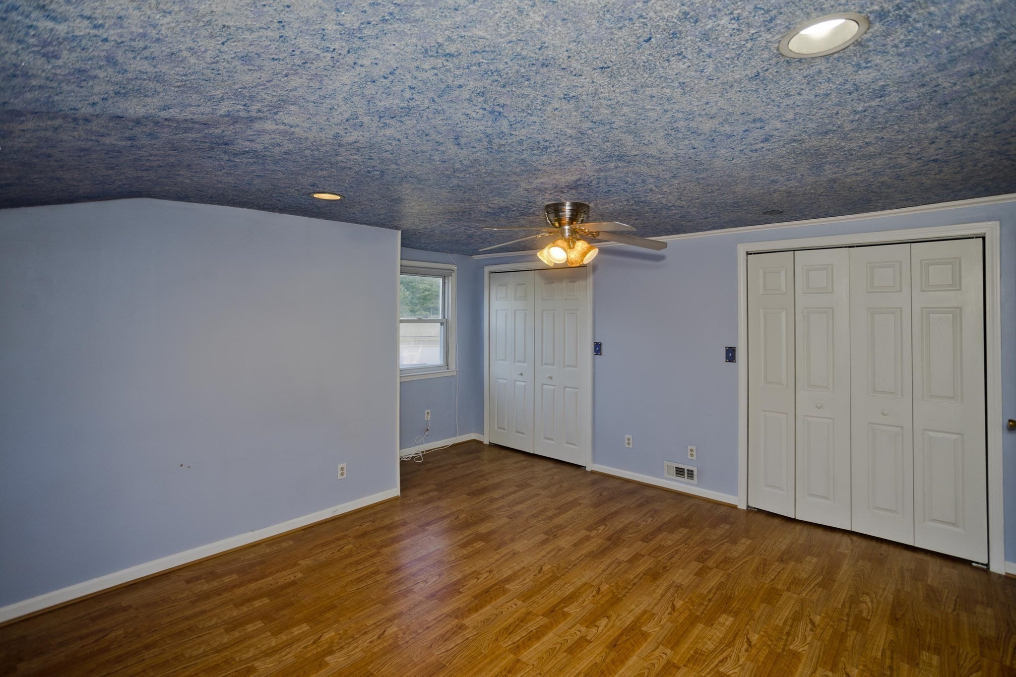 42 Glenn Dr Property Photo 15
