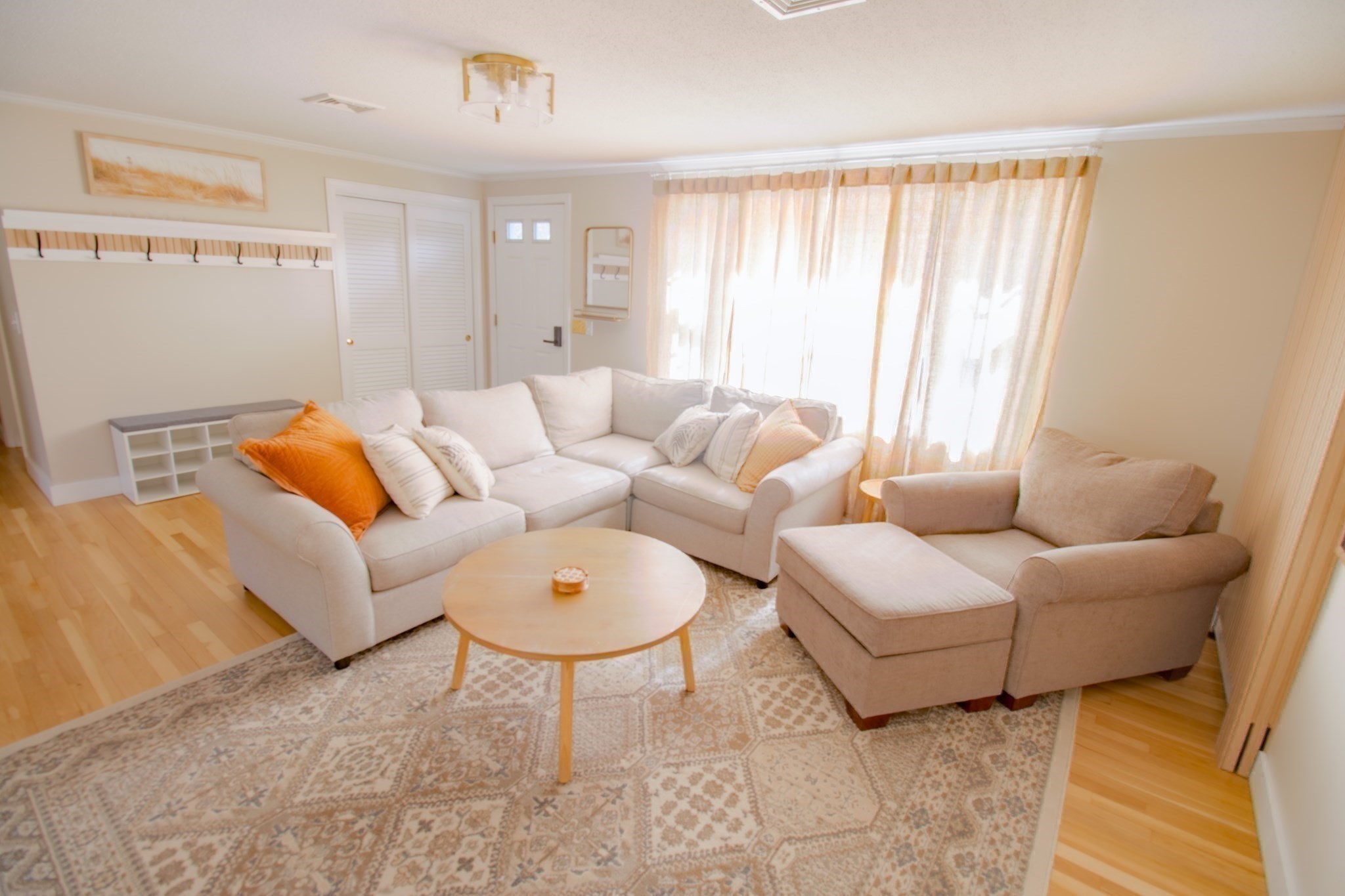 16 Washington Bursley Way Property Photo 6