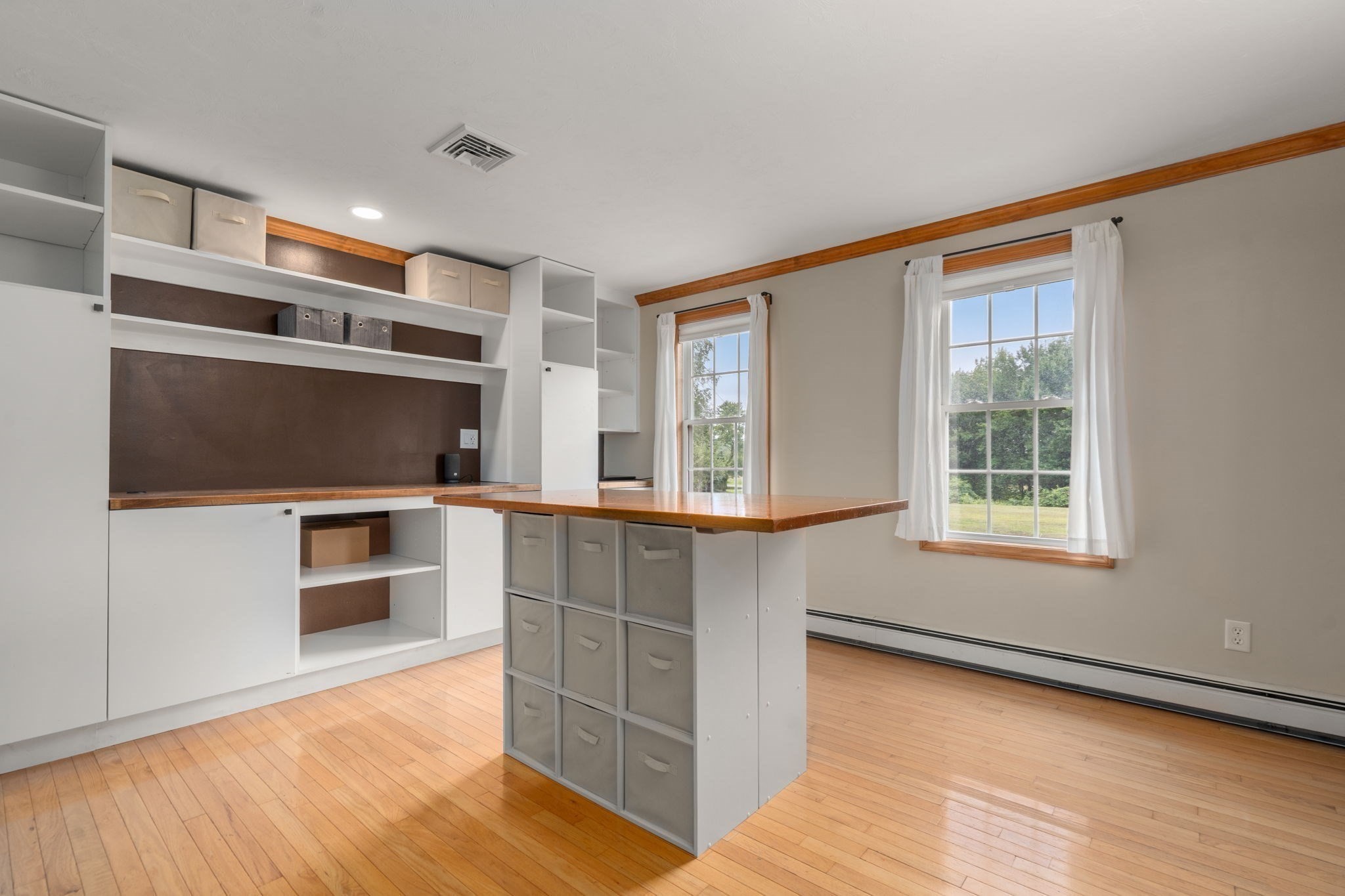 120 North Ave Property Photo 6