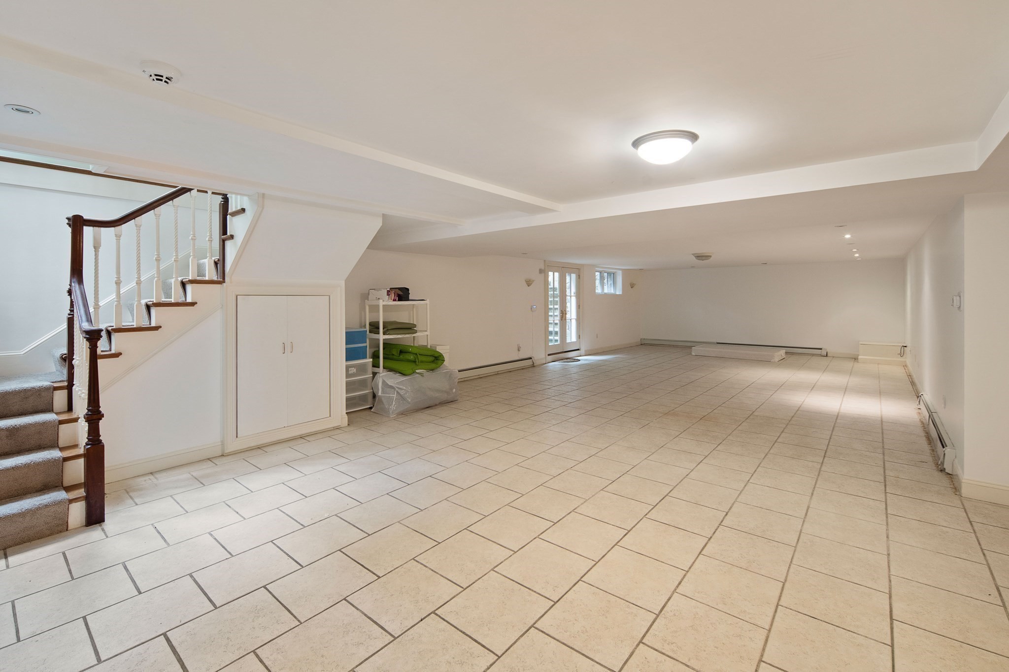 14 Winthrop St Property Photo 26
