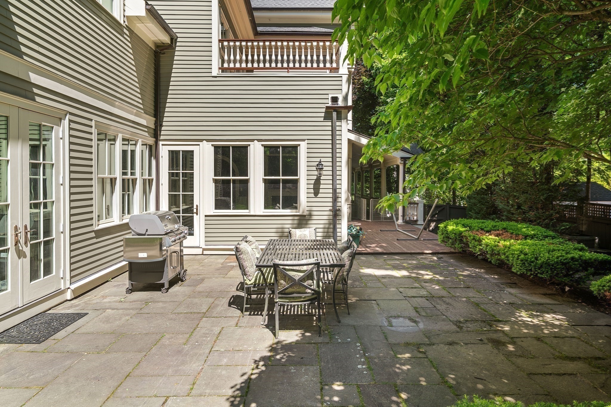 14 Winthrop St Property Photo 31