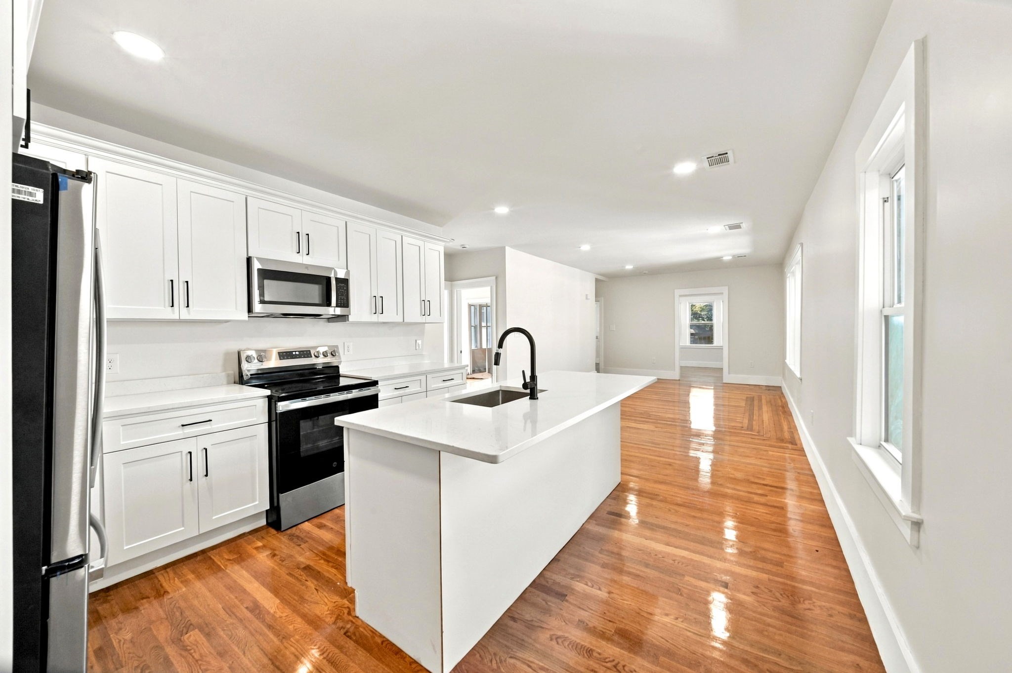 32 Westmore Rd # 2 Property Photo 4