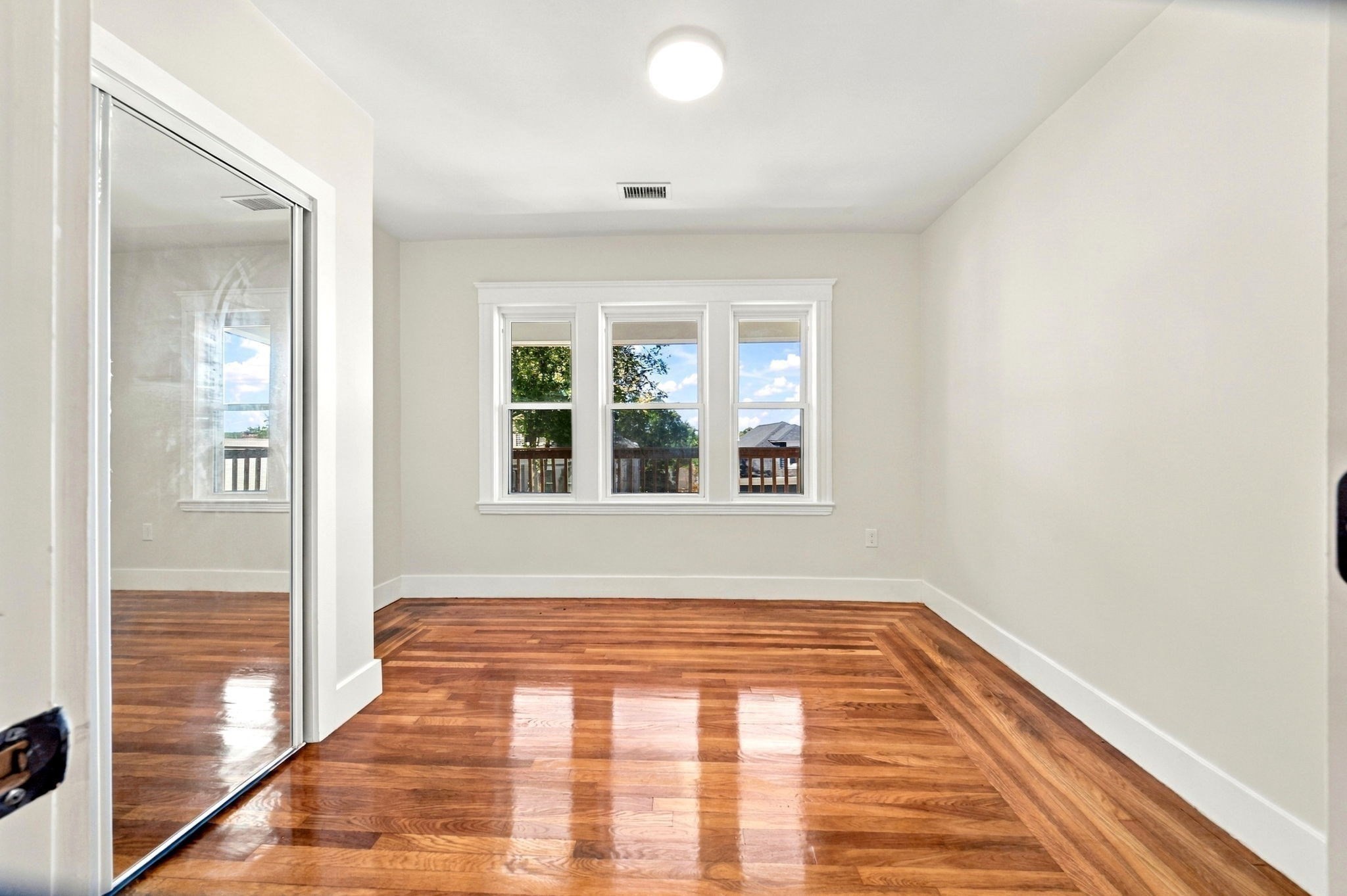 32 Westmore Rd # 2 Property Photo 16
