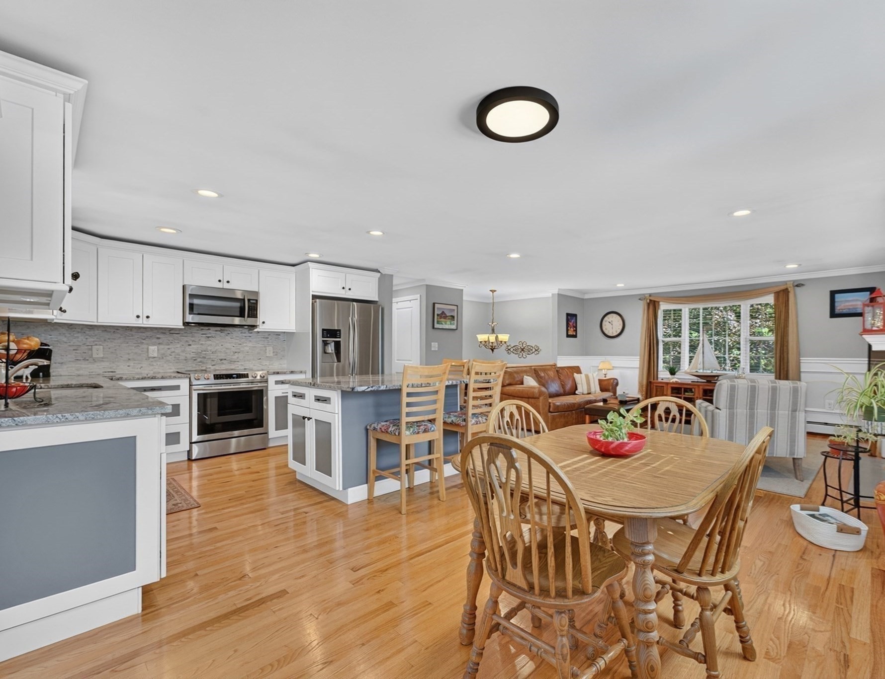 165 Forest Street Property Photo 12