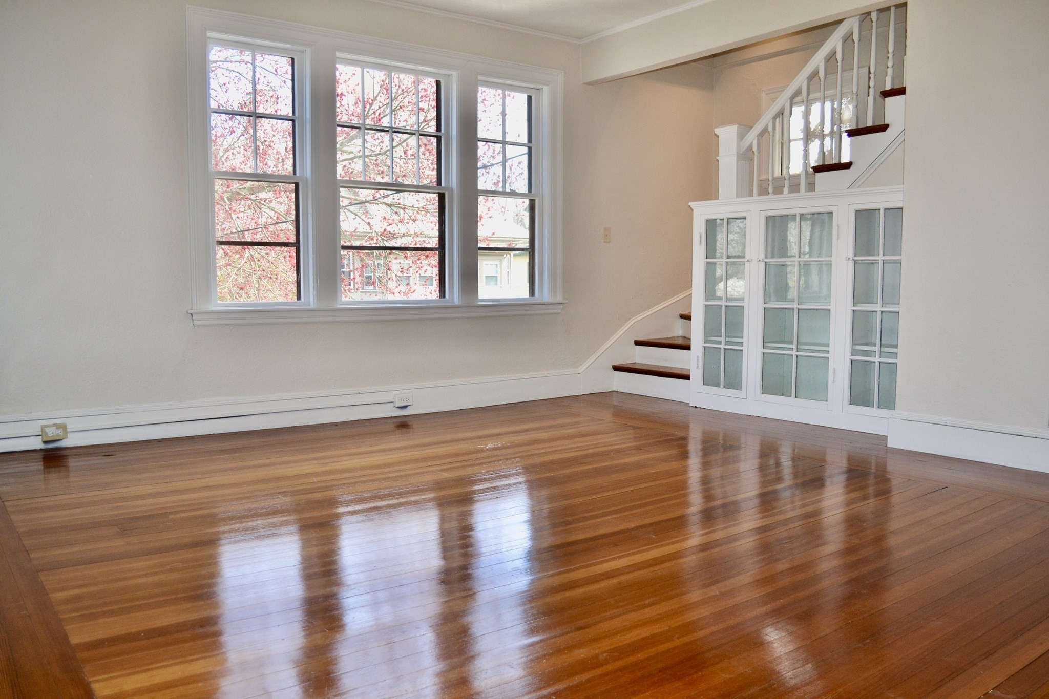 291 Mount Auburn # B Property Photo 1
