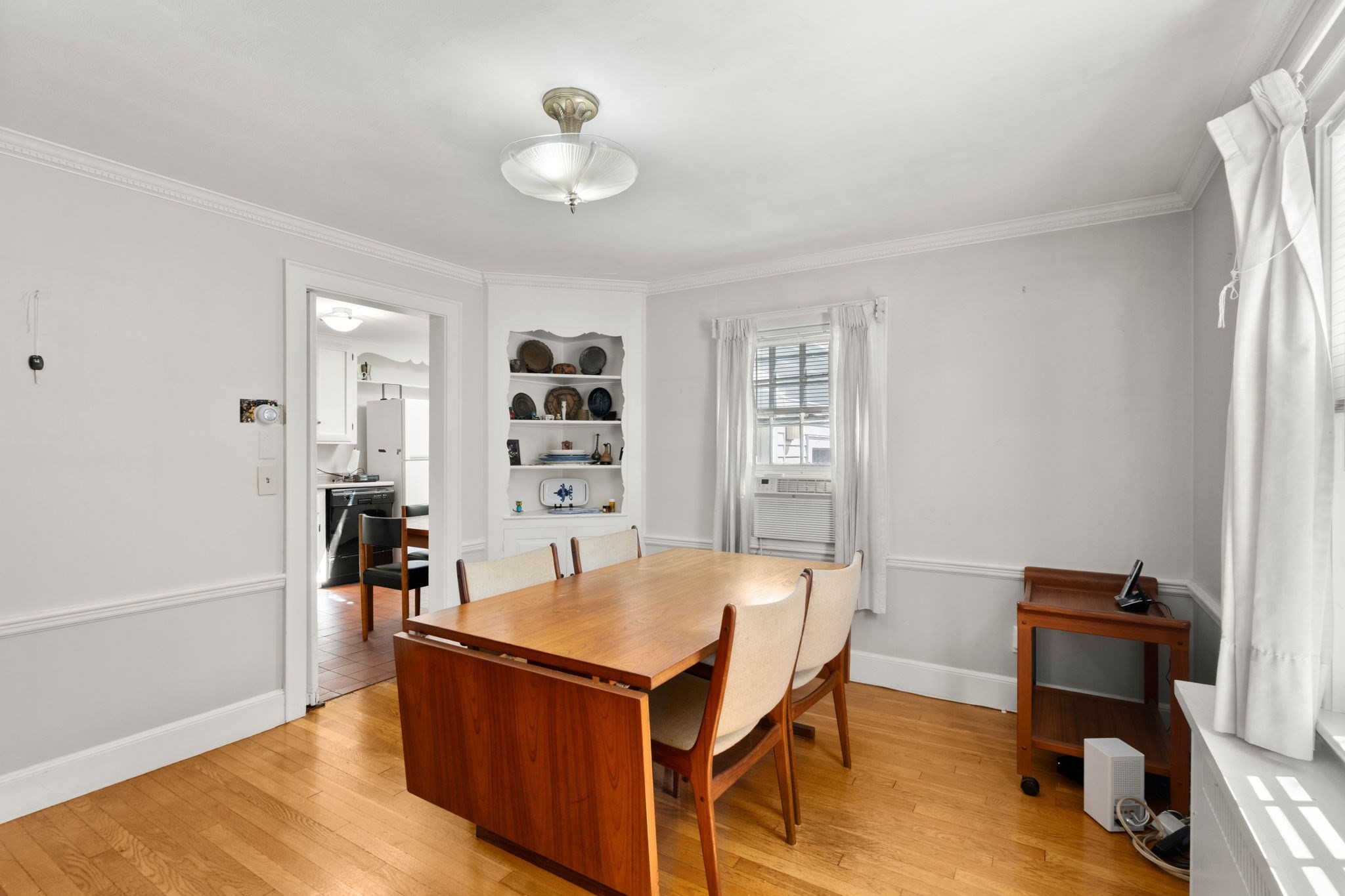 20 Buswell Park Property Photo 6
