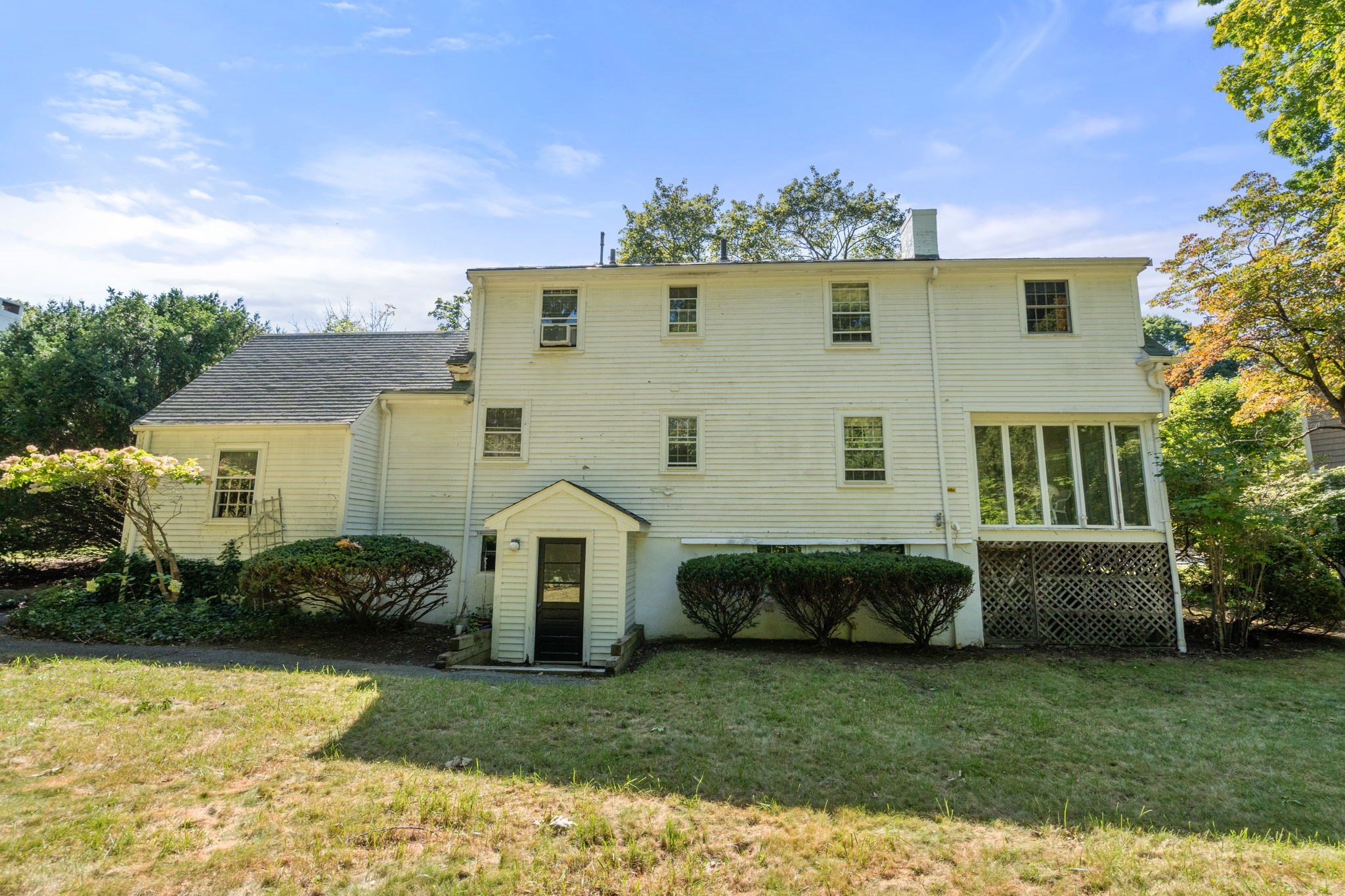 20 Buswell Park Property Photo 20