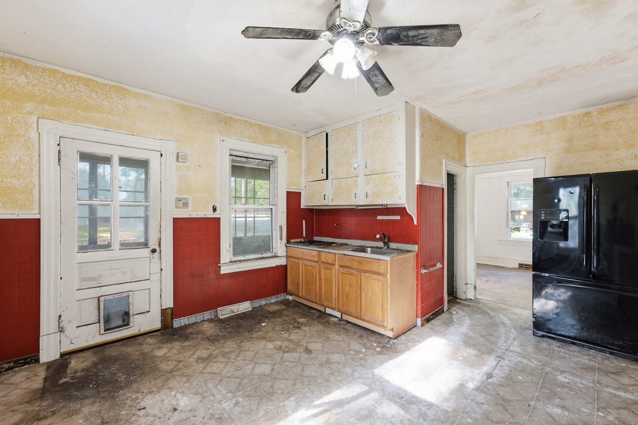 26 Fairmont Street Property Photo 4