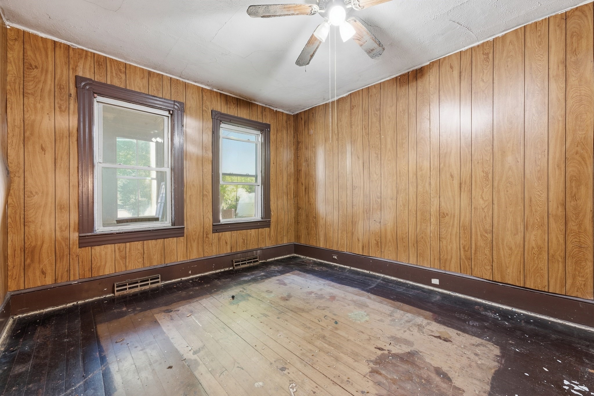 26 Fairmont Street Property Photo 15