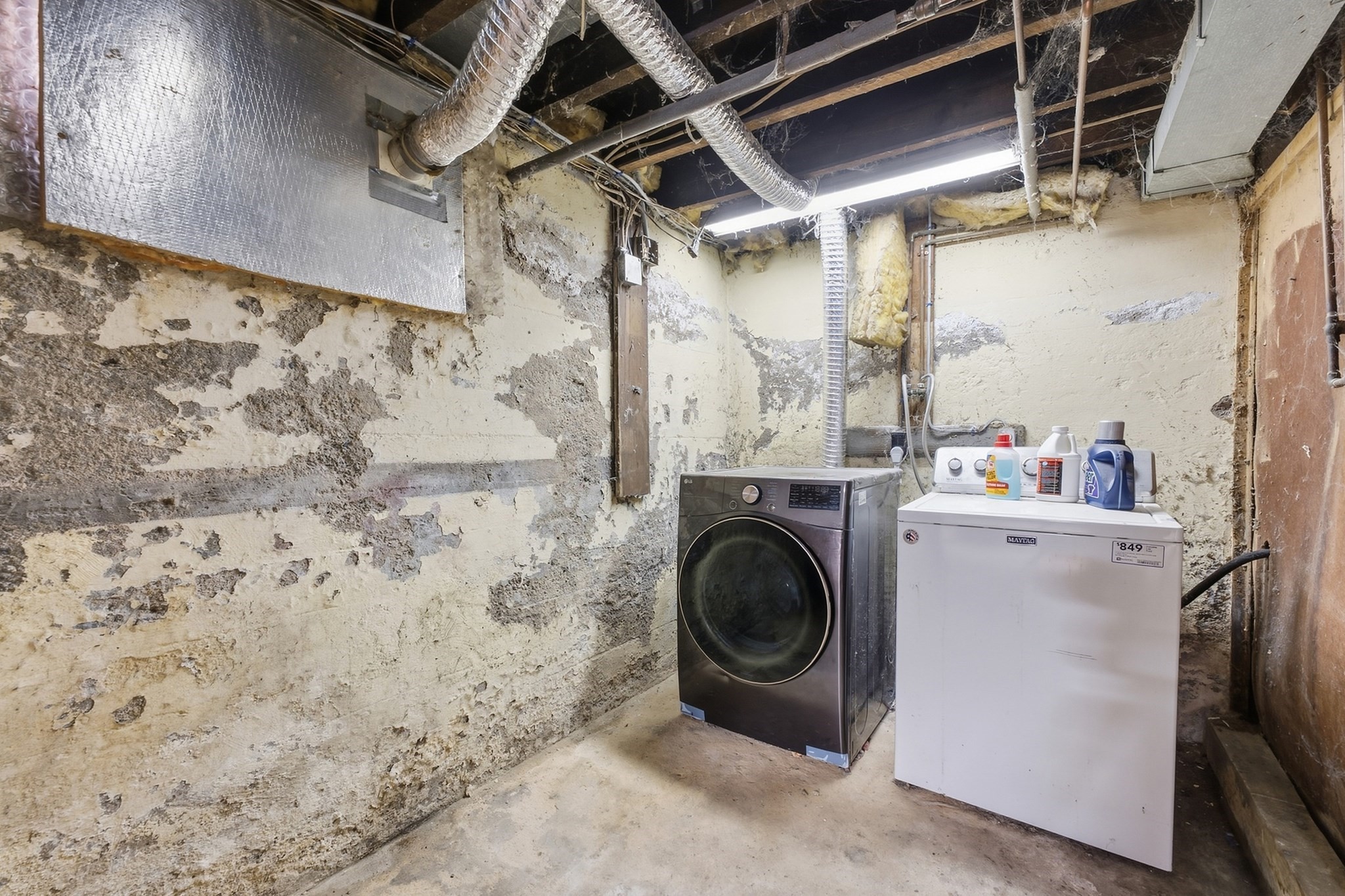 26 Fairmont Street Property Photo 23