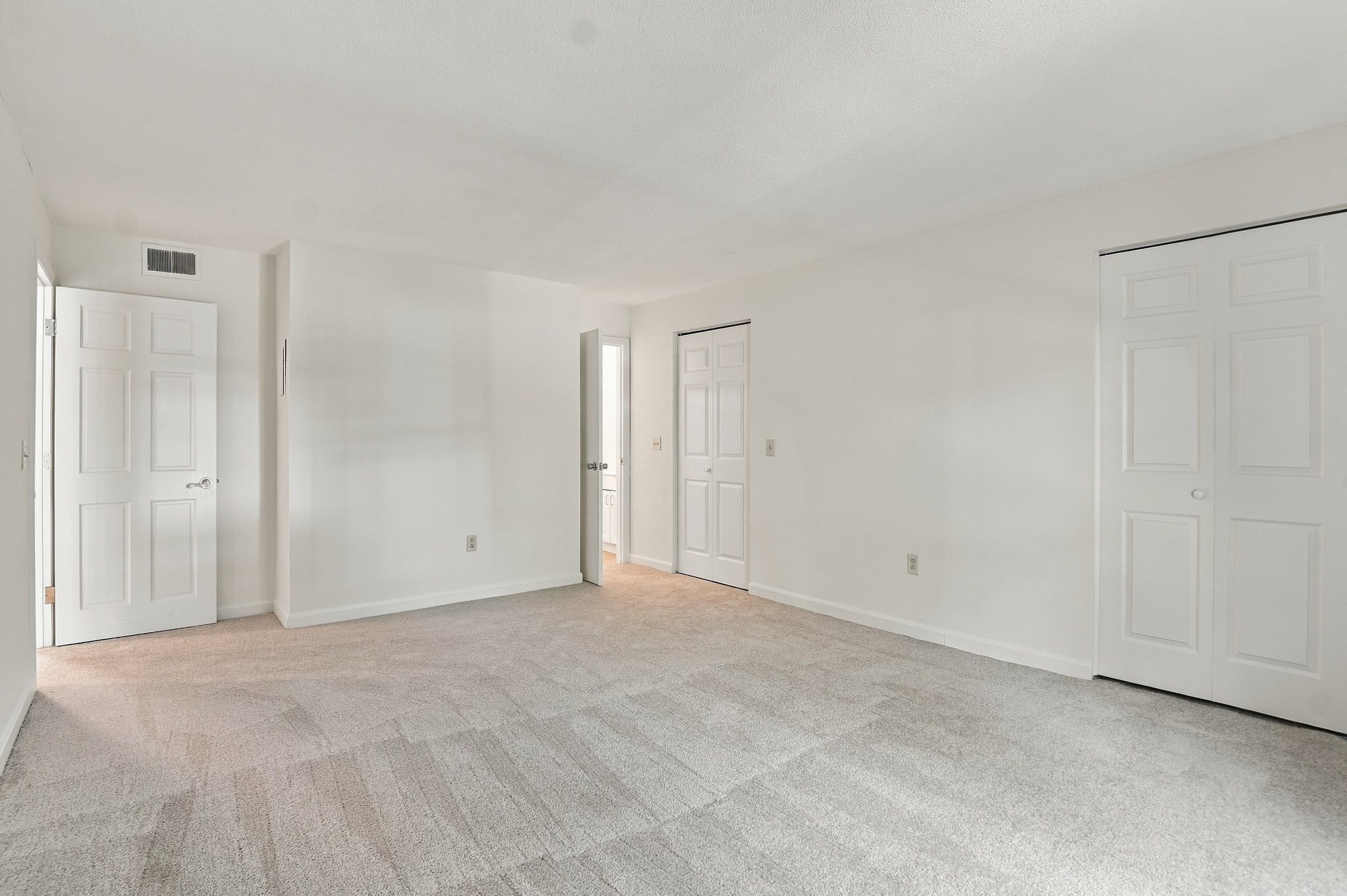 16 Shadowbrook Ln # 35 Property Photo 11