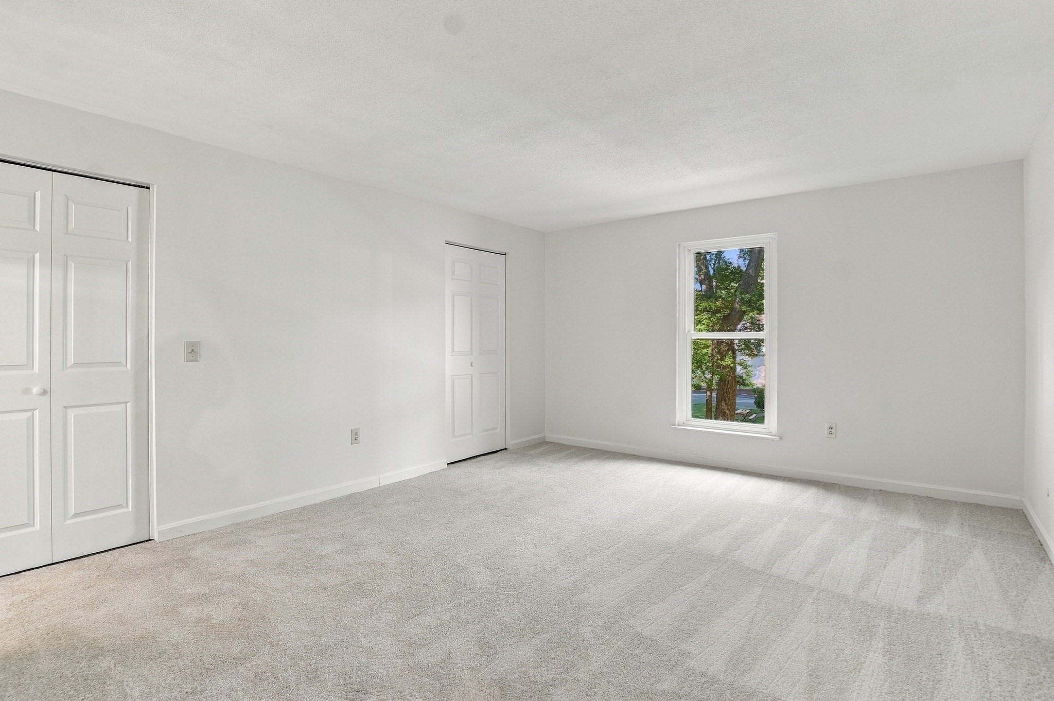 16 Shadowbrook Ln # 35 Property Photo 13