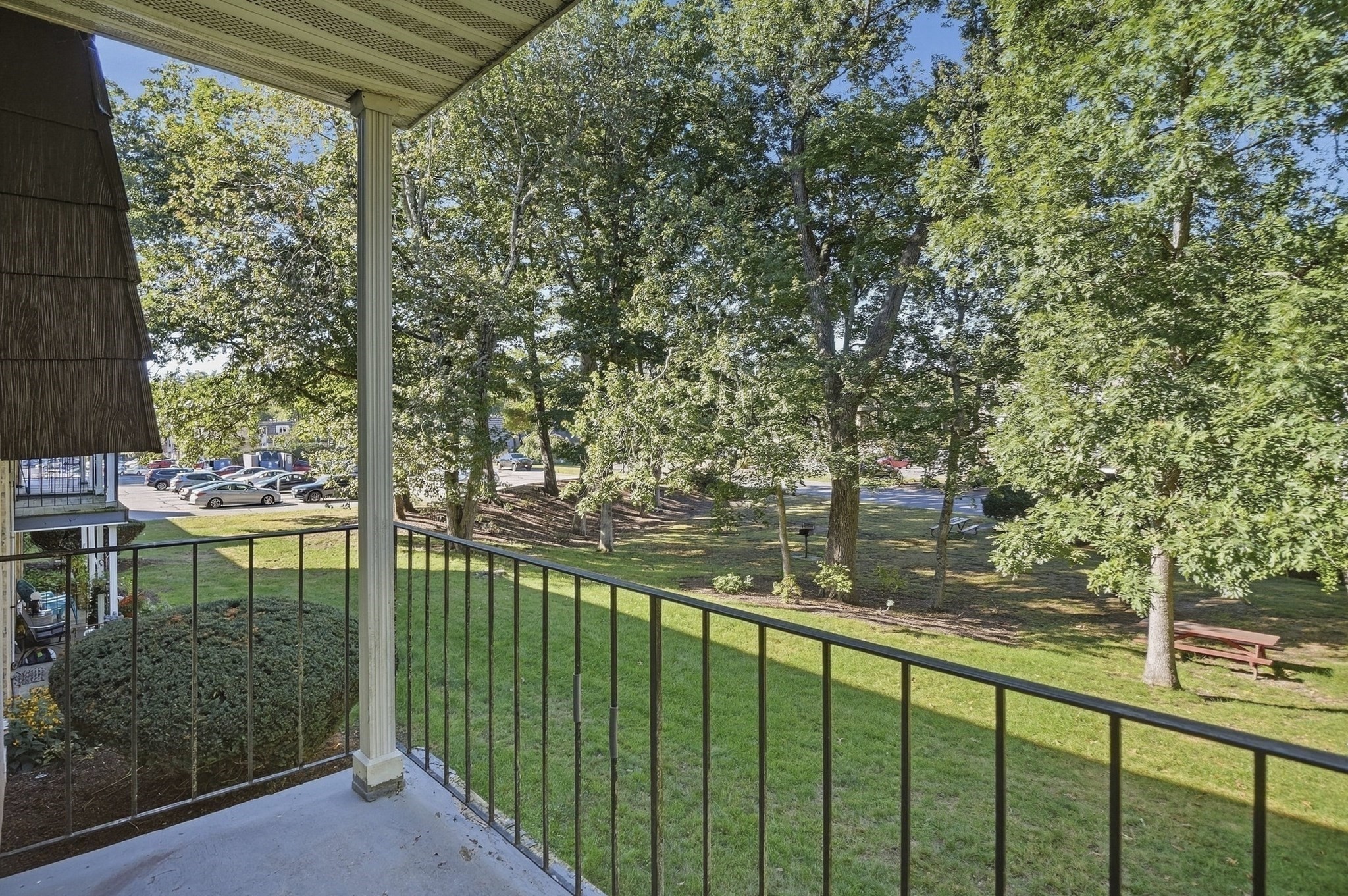 16 Shadowbrook Ln # 35 Property Photo 17