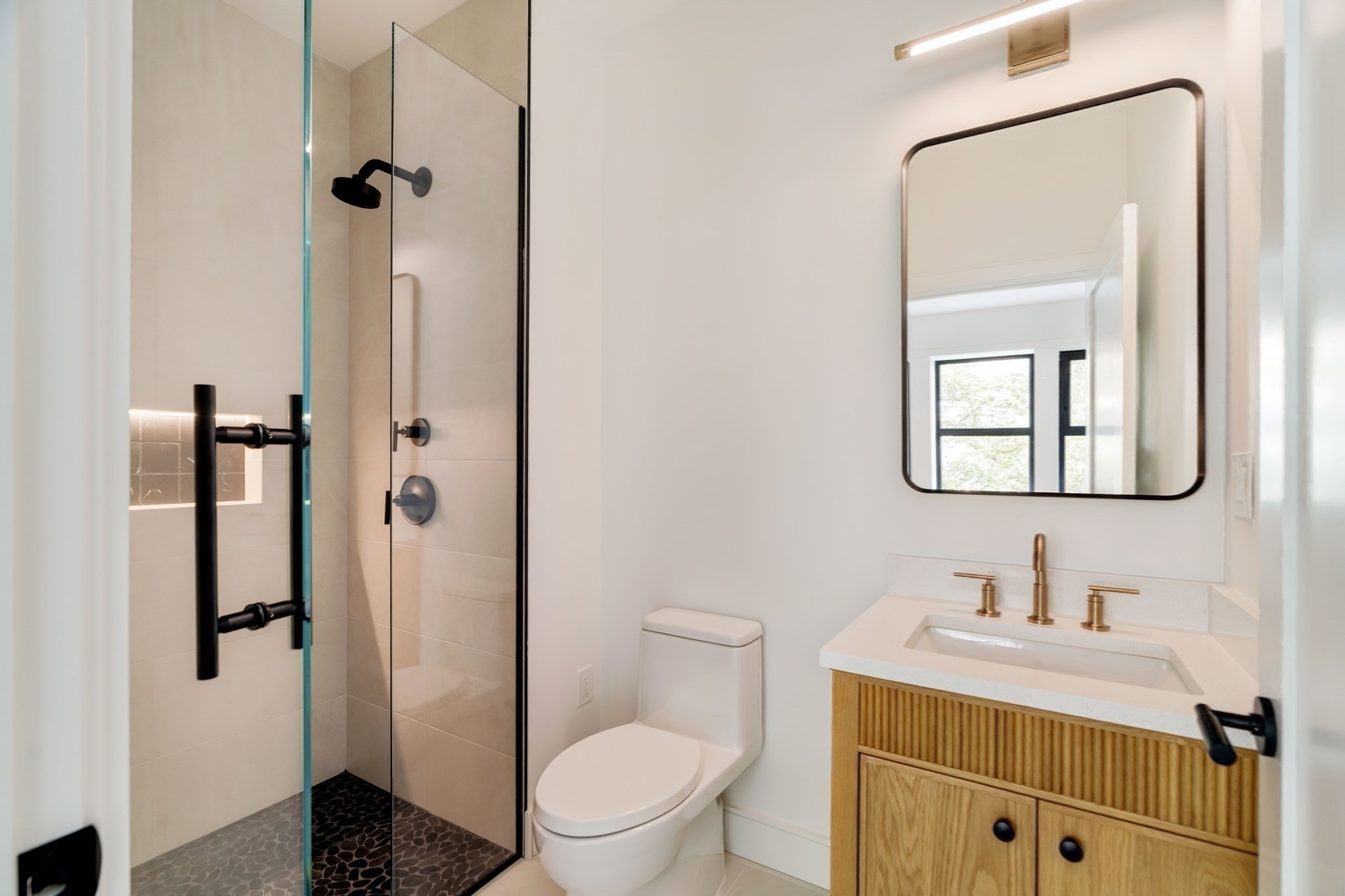 79 Park St # 2 Property Photo 16