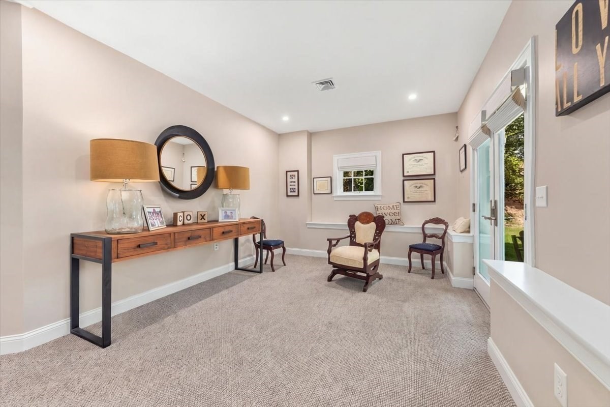 16 Hayes Rd. Property Photo 24