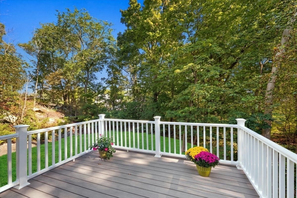 16 Hayes Rd. Property Photo 26