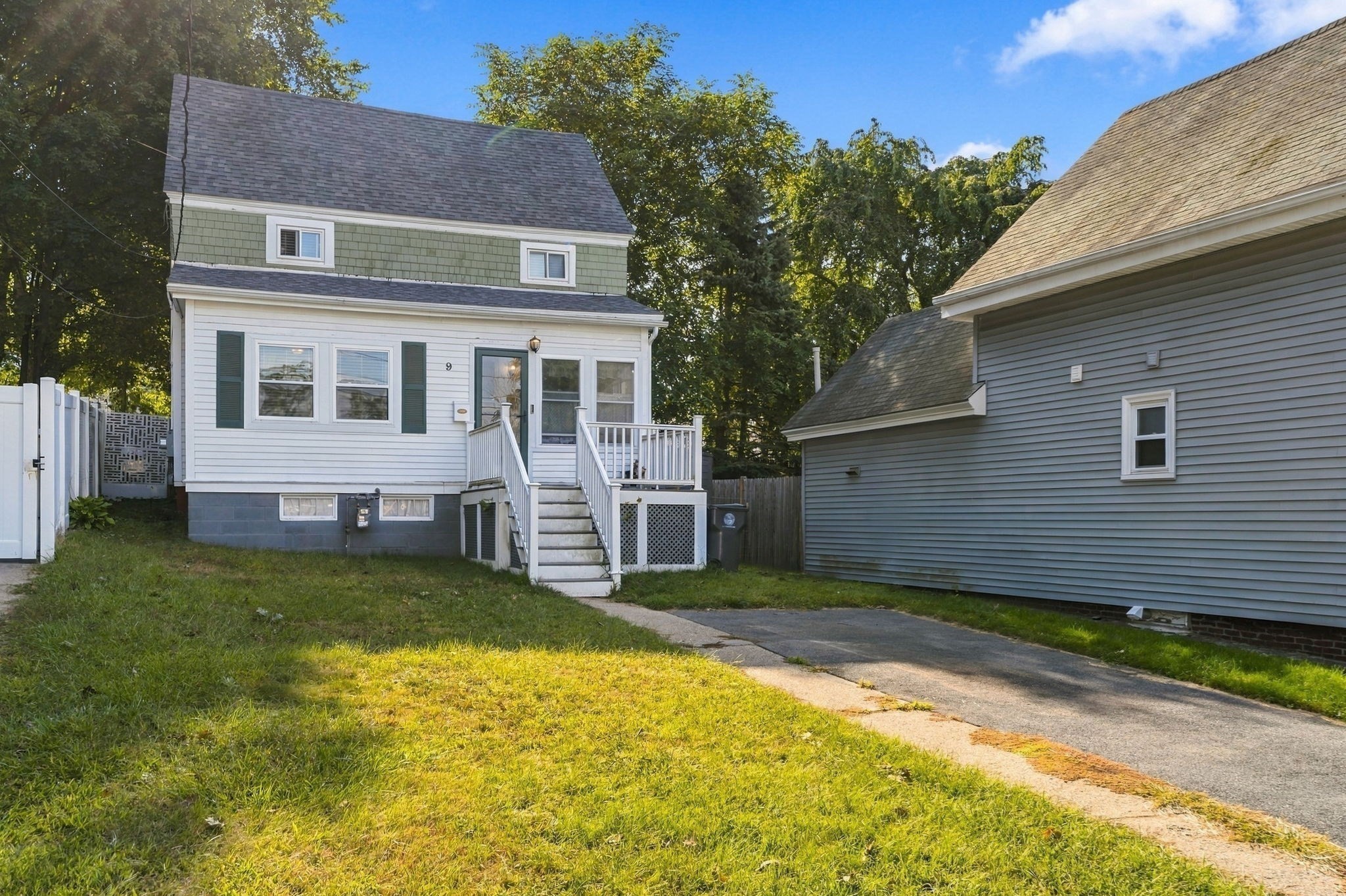 9 Mechanic St Property Photo 2