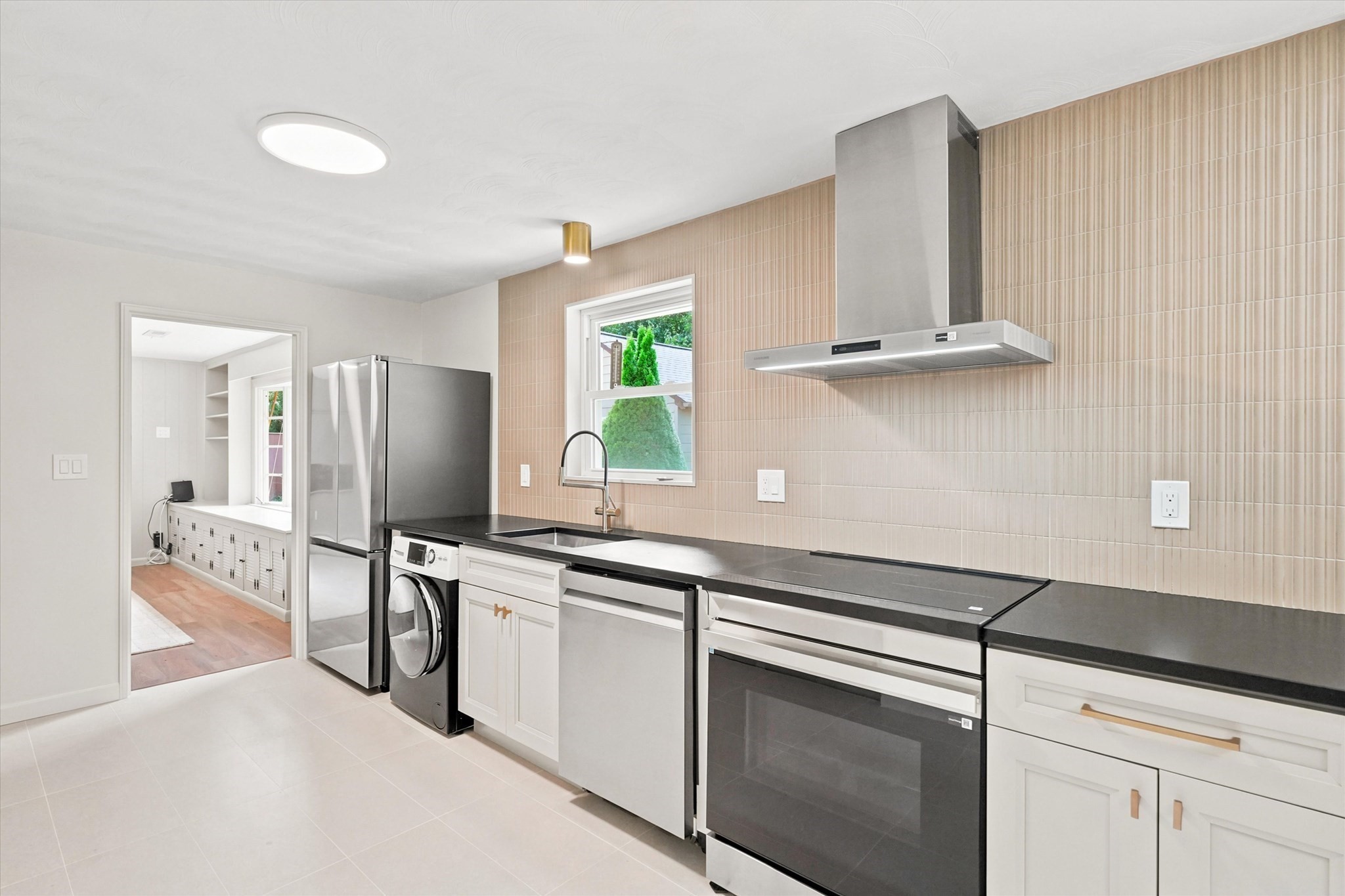 23 Campello Road Property Photo 10