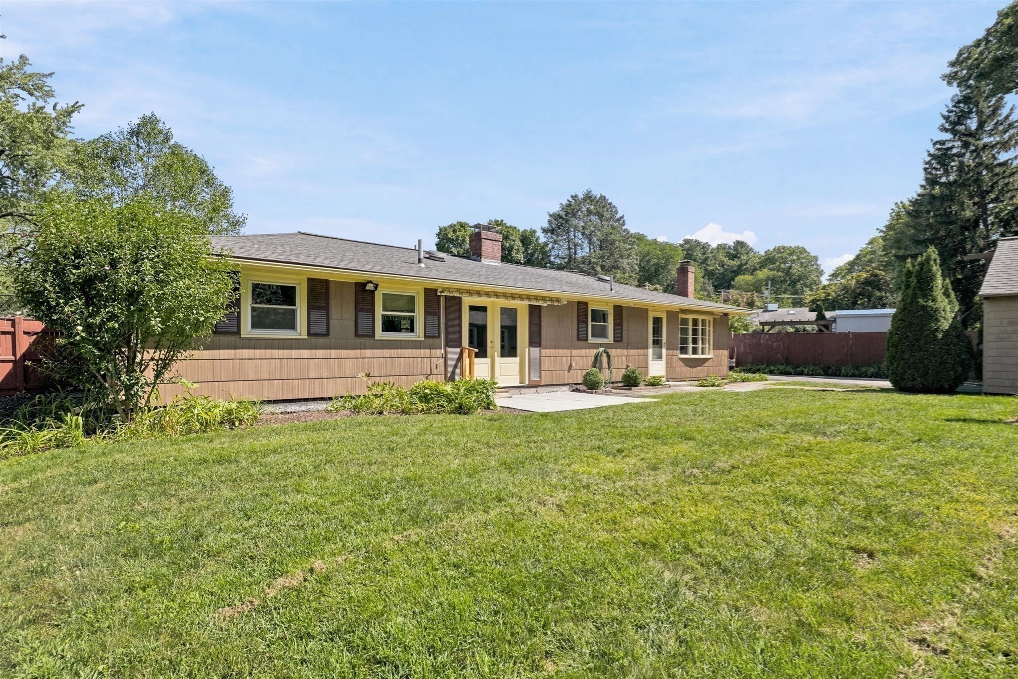 23 Campello Road Property Photo 36