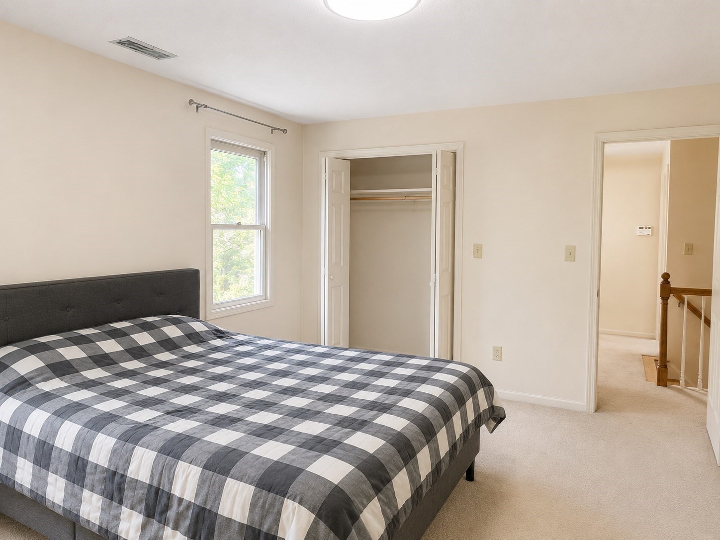 14 Kings Ct. Property Photo 1
